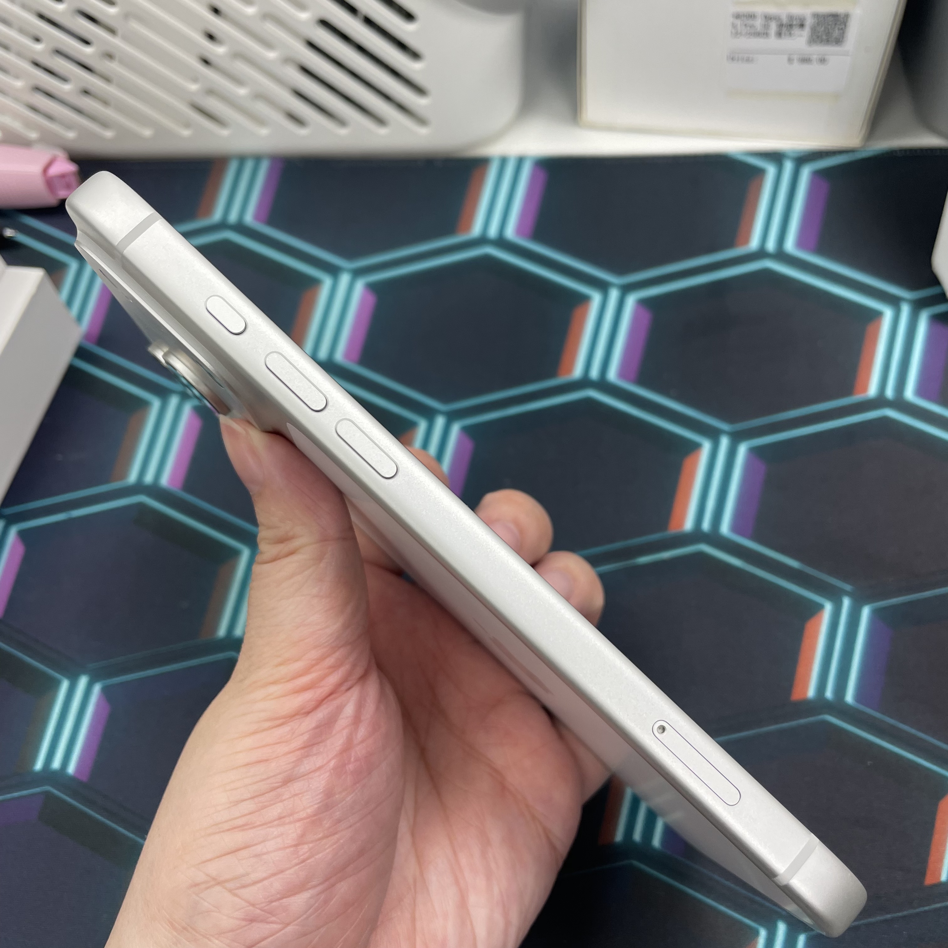 *6315 17 Promax 未使用品 512GB 電100 銀色 sliver