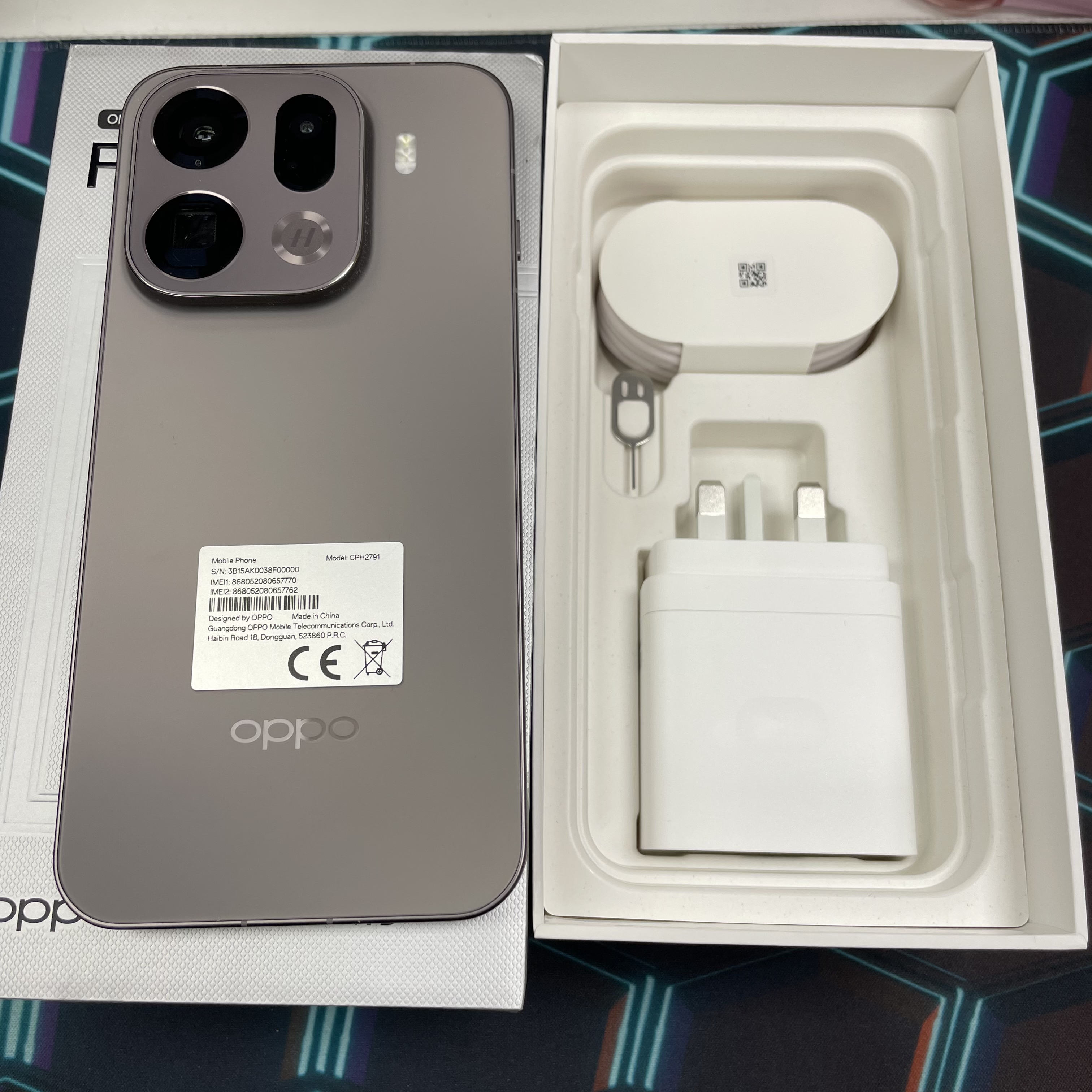 *6525 Oppo Find X9 Pro 完美機 16+512GB 鈦灰色 gray