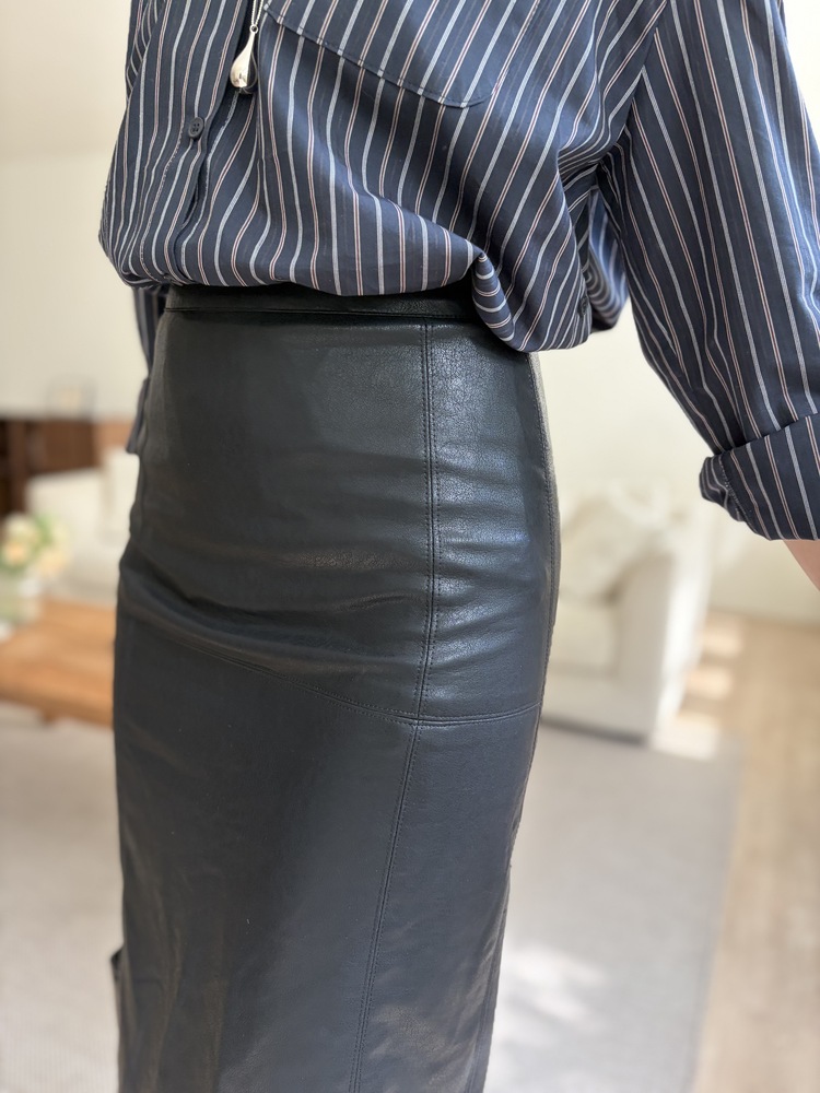 Faux Leather Midi Skirt (Black)