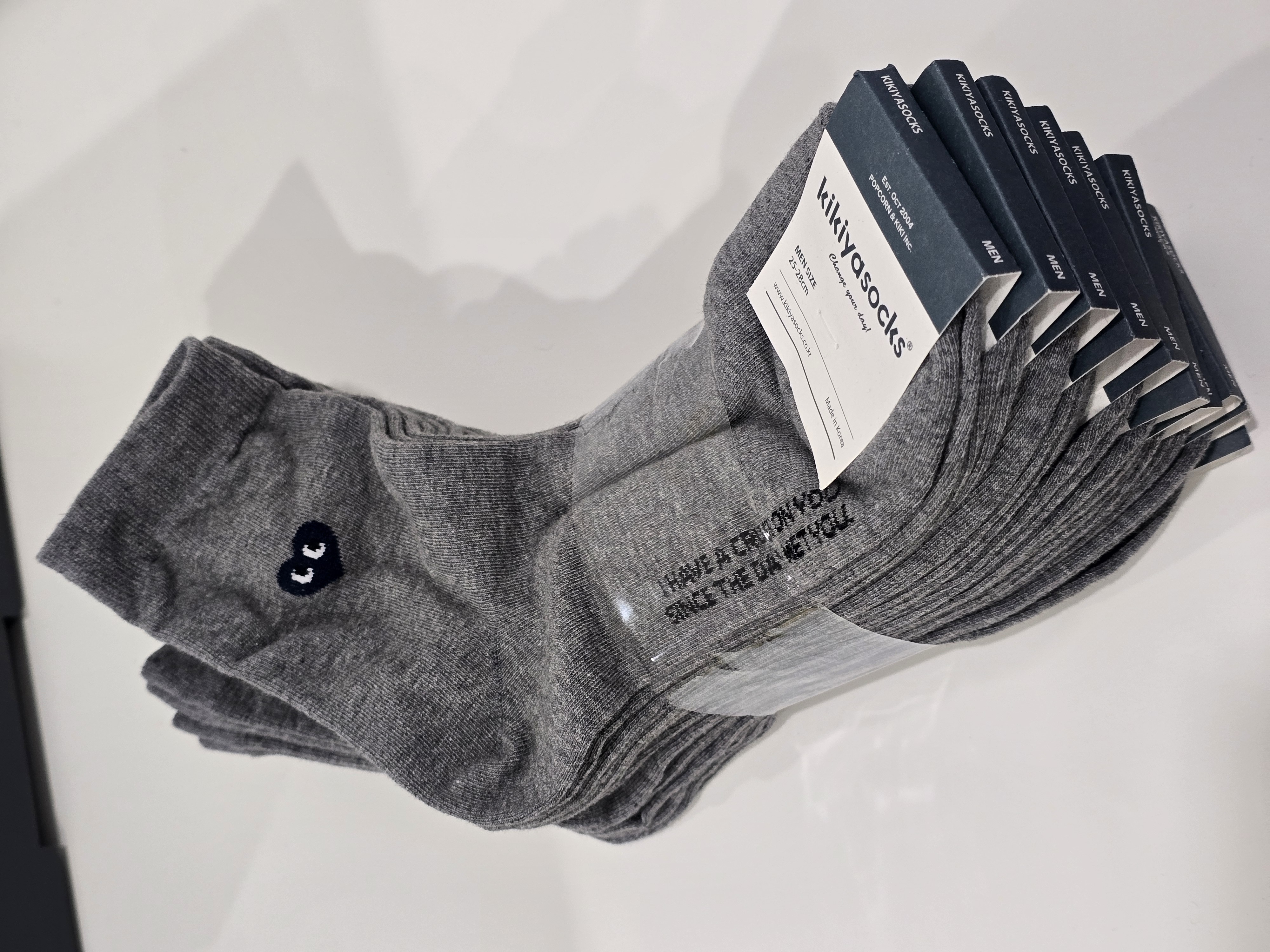 Kikiya Heart Eyes Men's Socks