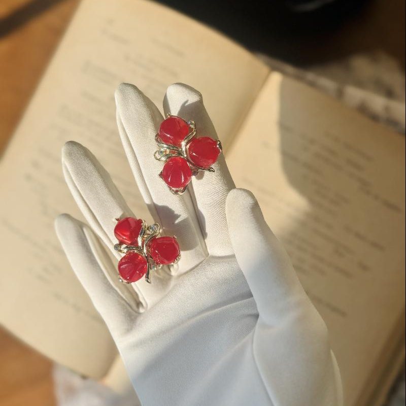 C.a. 1950-60s American Cranberry Jelly Lucite Statement Clip Earrings(MT2336)