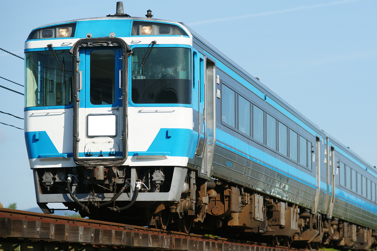 TOMIX 98405 JR キハ185系特急ディーゼルカー(JR四国色)基本セット