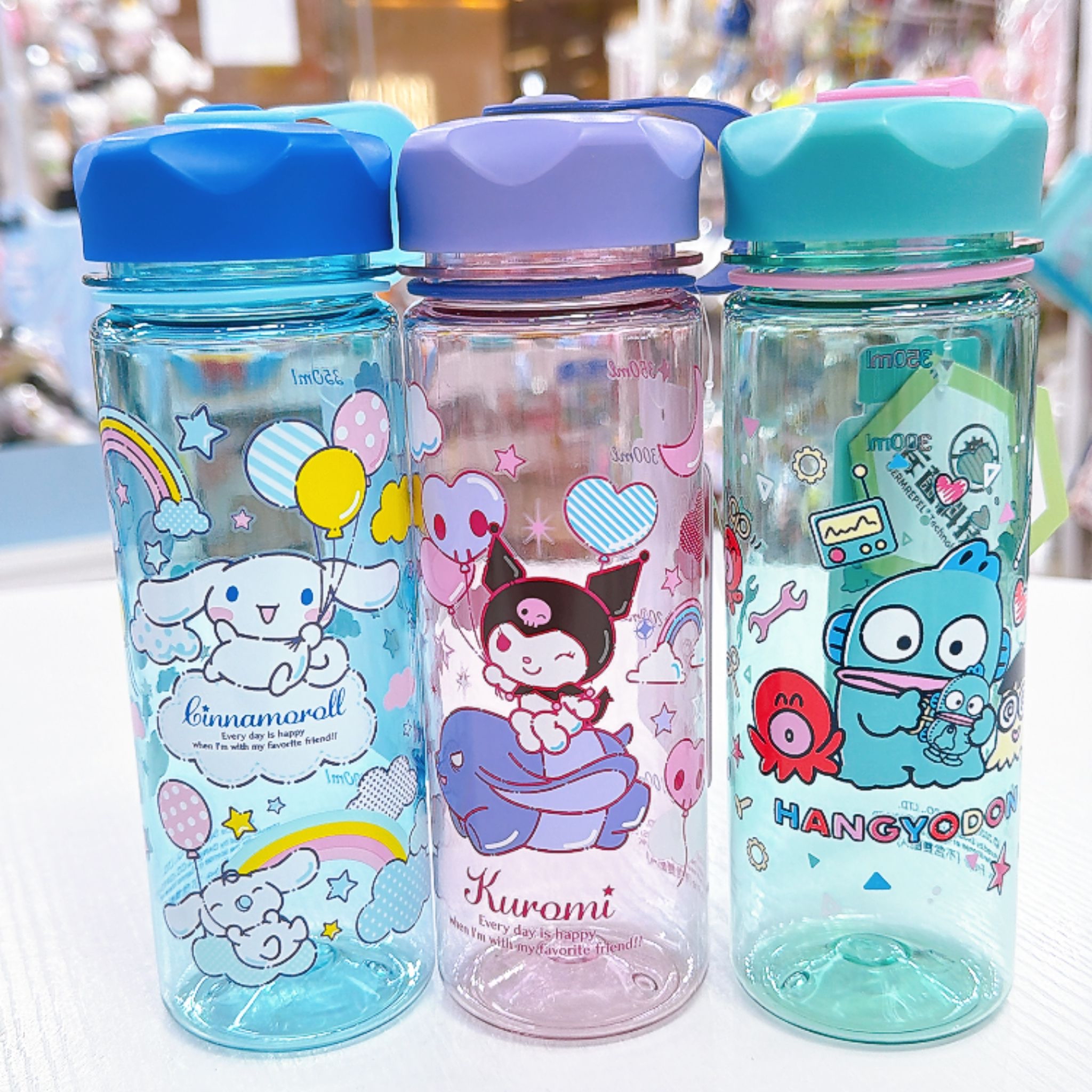 原裝行貨Sanrio BPA free 防漏樽蓋350ml水樽。