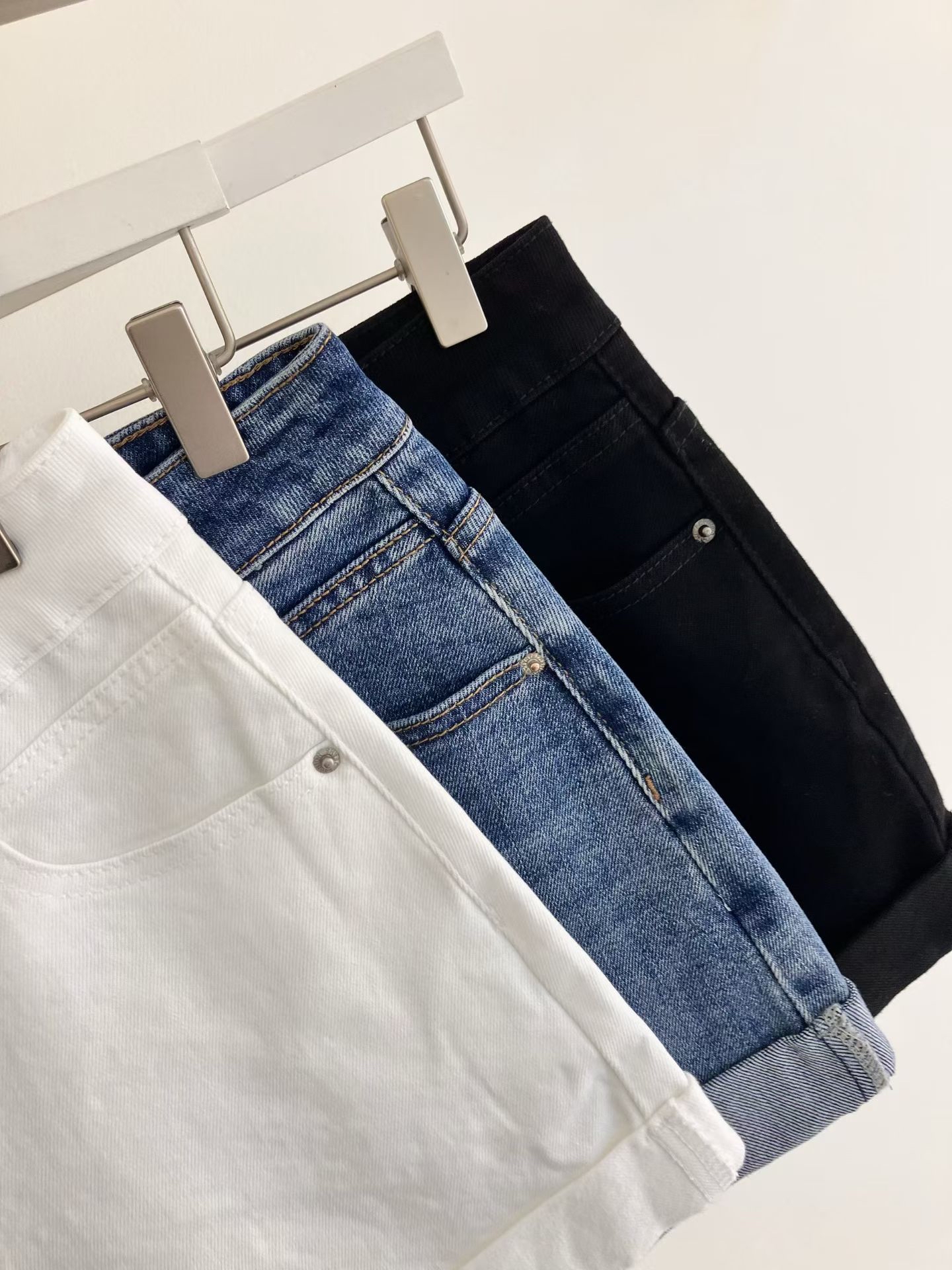 HA17 摺腳牛仔短褲