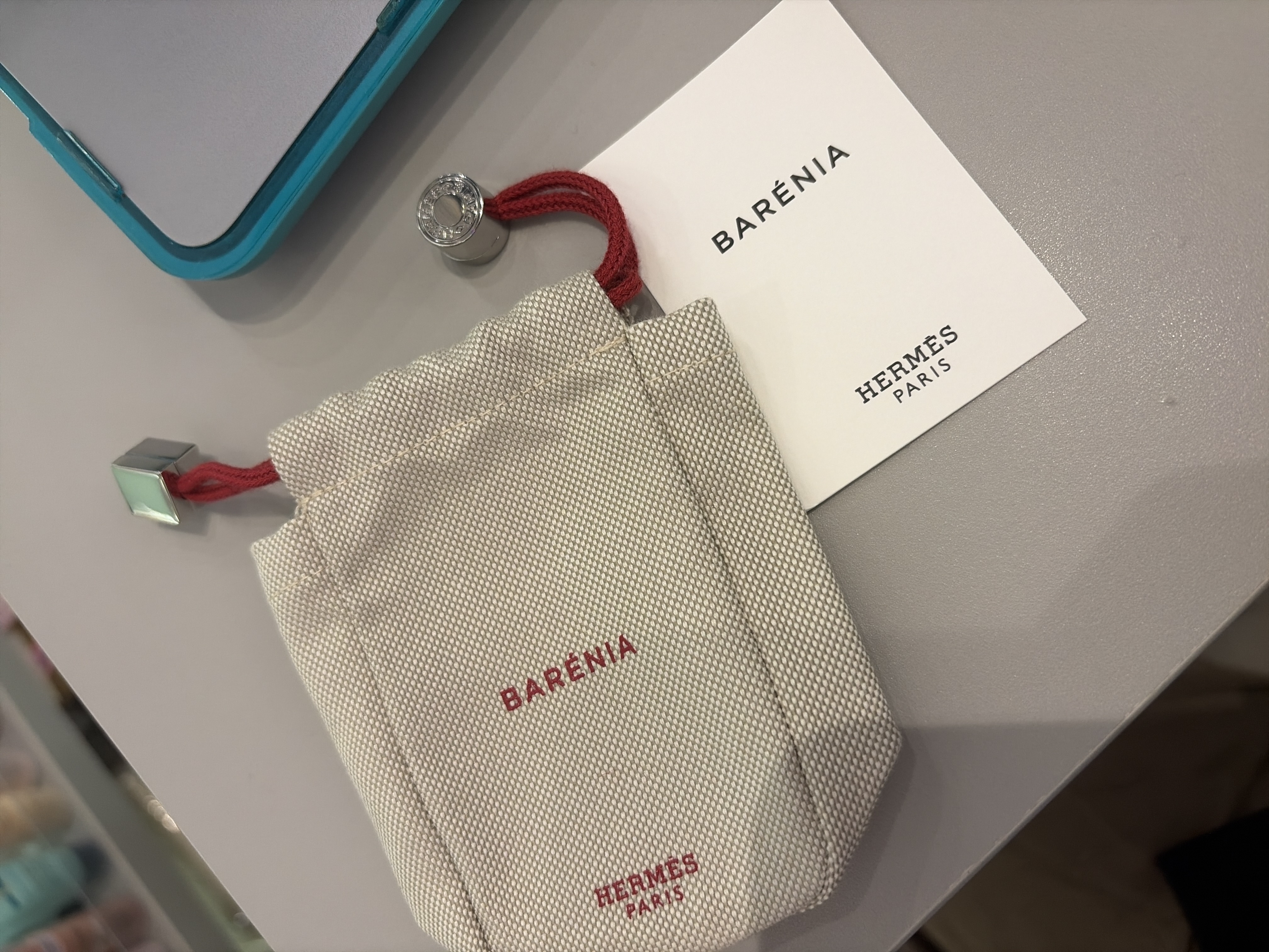 2026 Hermes barenia 香水迷你束繩袋（法國制）