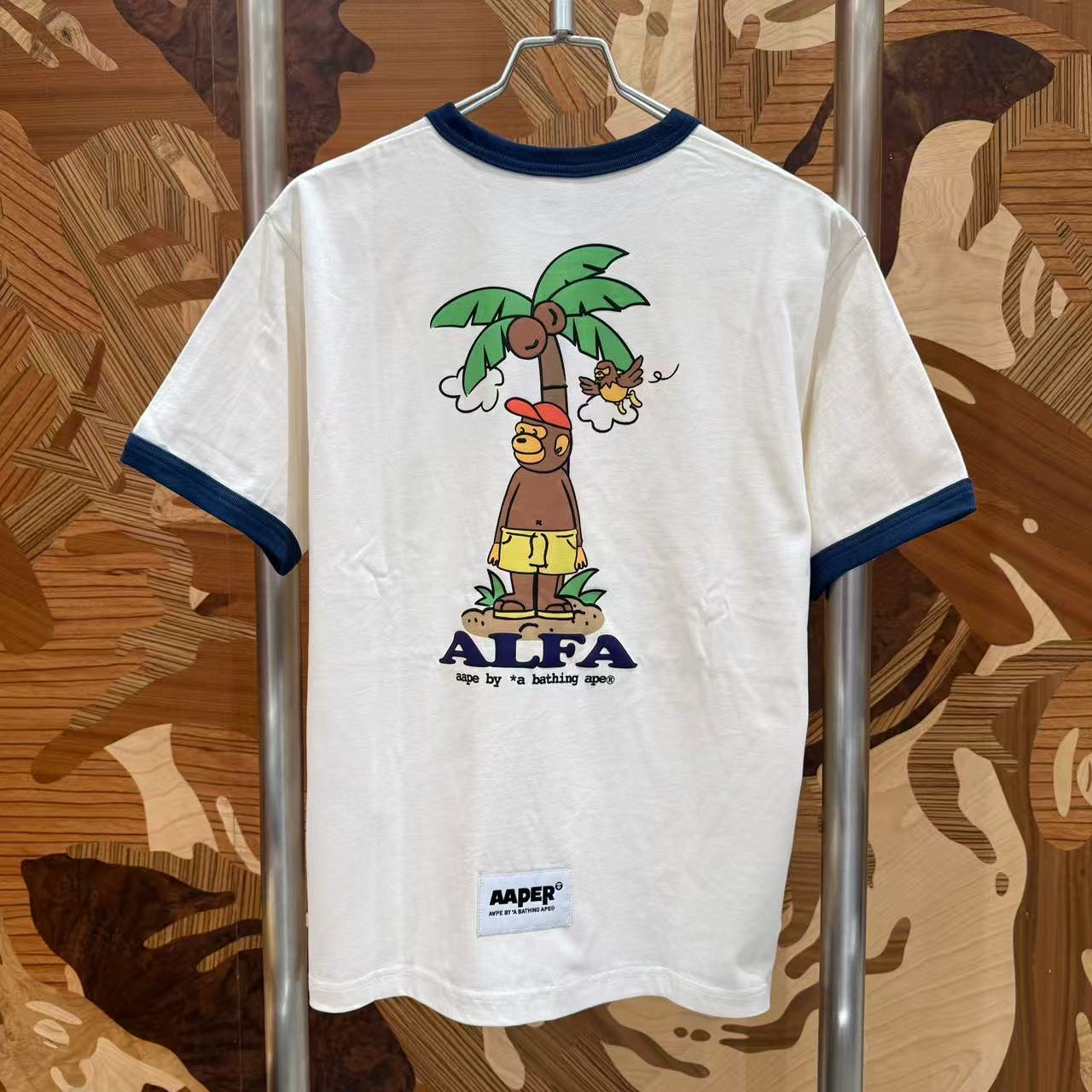 AAPE Relaxed fit AAPER graphic ringer tee (1828) 寬鬆版