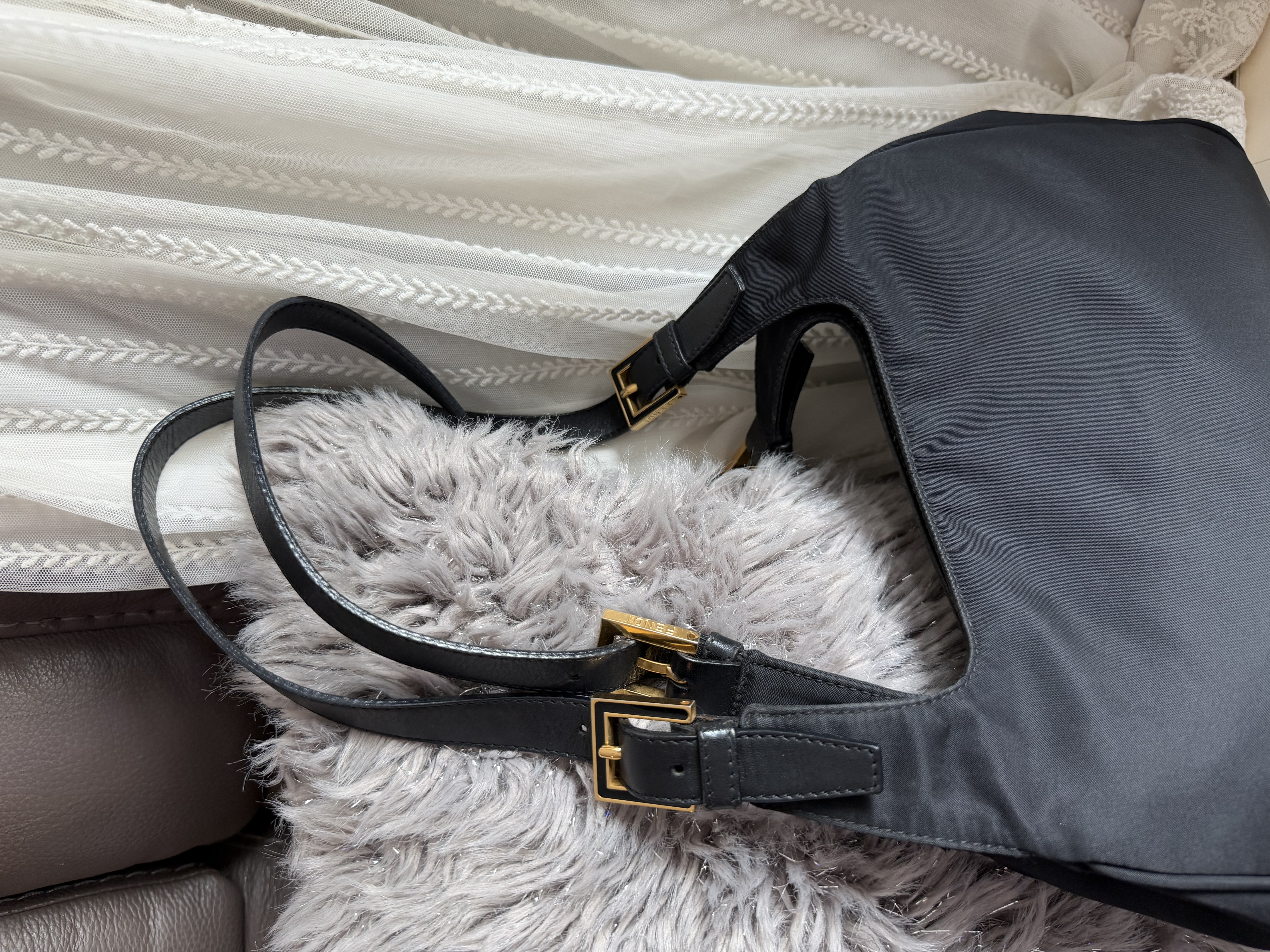 Vintage fendi black nylon pochette bag 腋下包