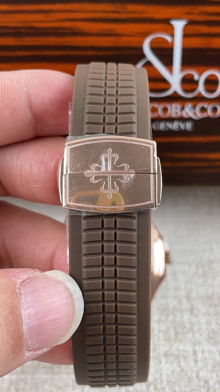 百达翡丽 Aquanaut Luce Rose 金镶钻男士腕表