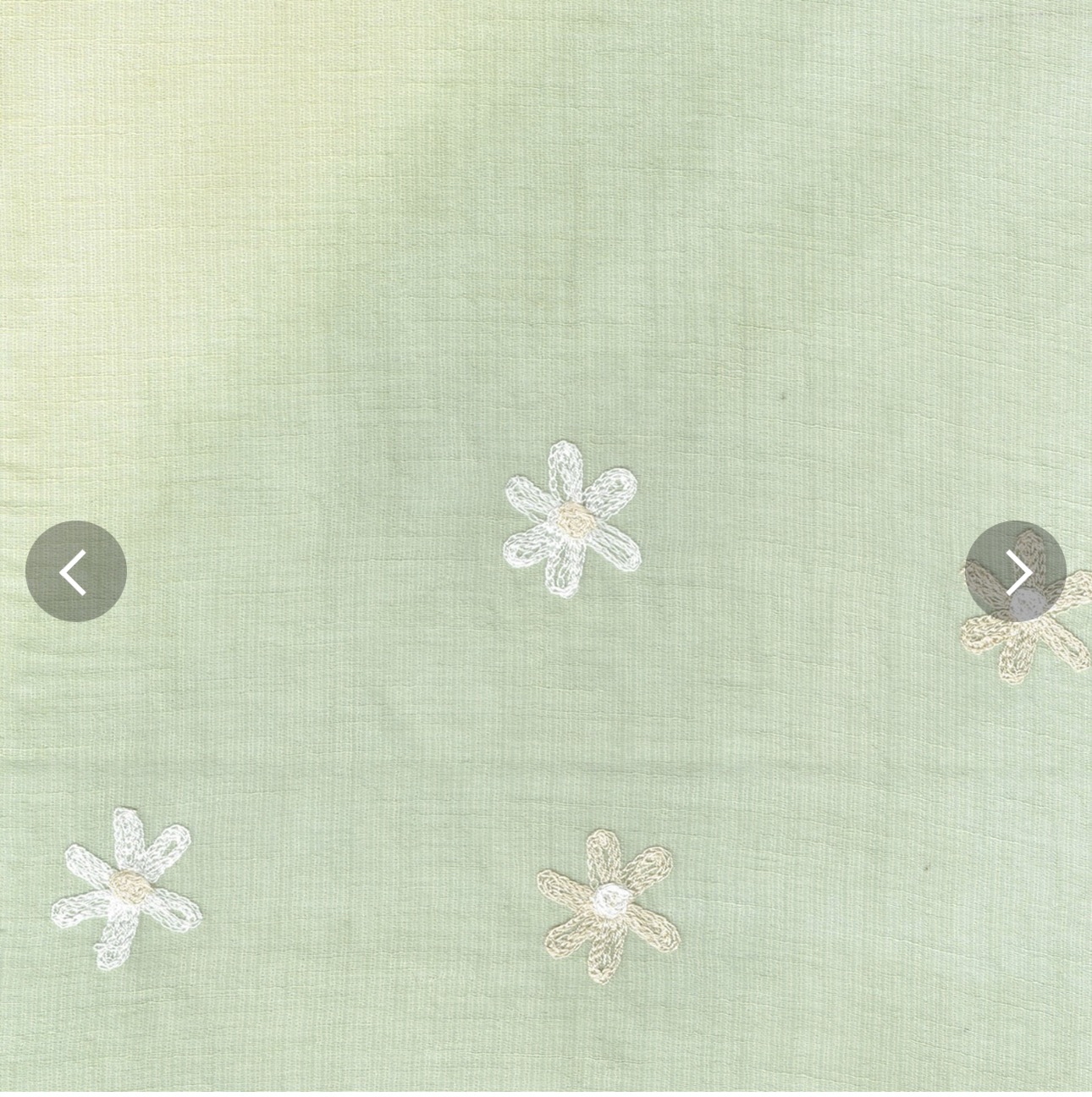 日本進口IORI刺繡花朵輕薄圍巾