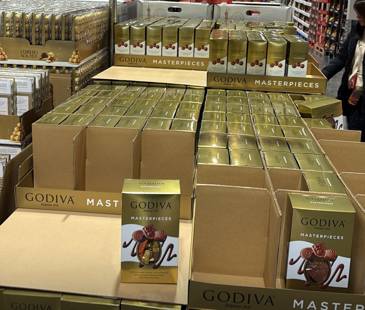 日本Costco  GODIVA日版Godiva 3款經典大師系列 牛奶朱古力 金裝禮盒 360g 