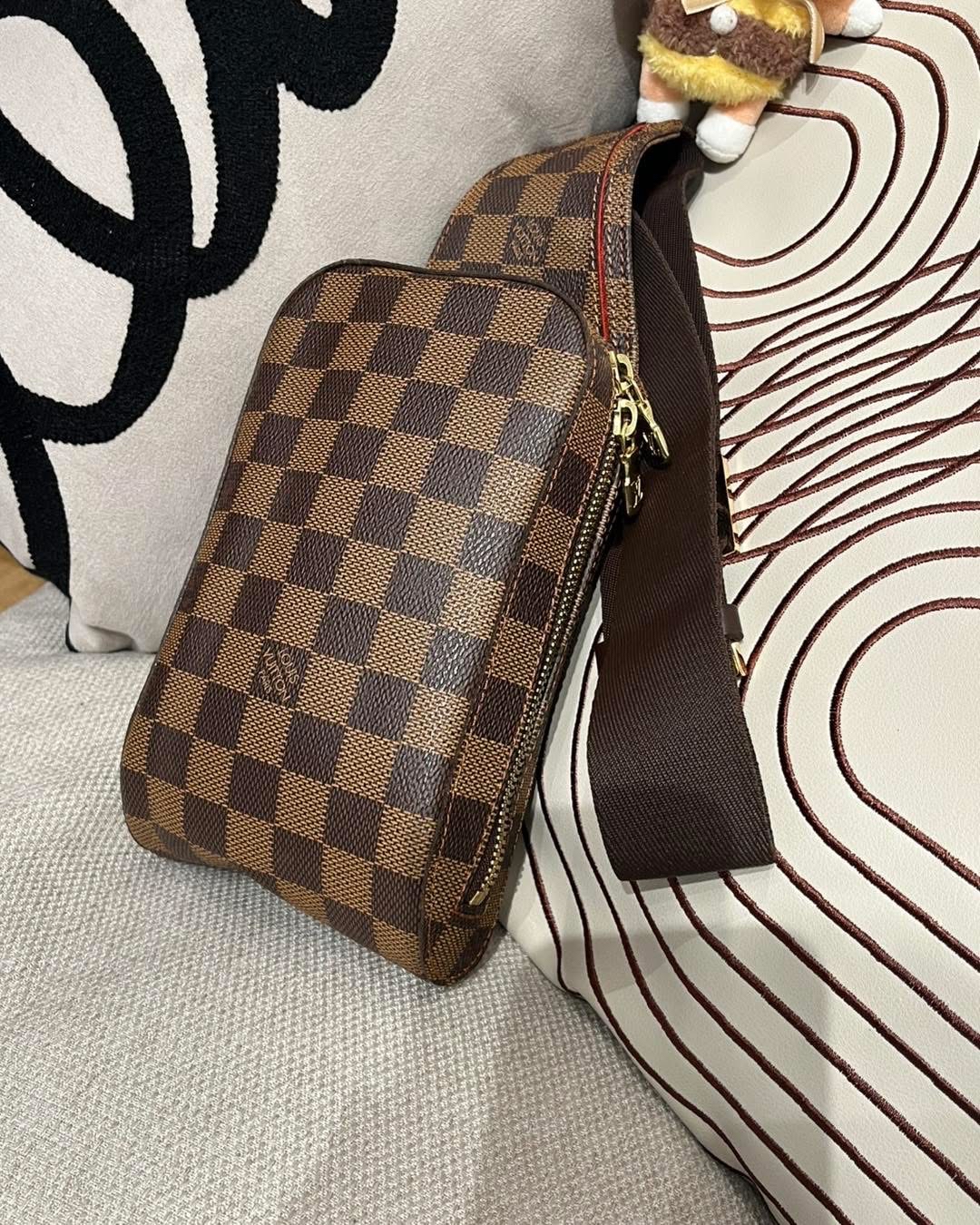 Lv Geronimos 心口包 100%Authentic,98%New✅塵袋