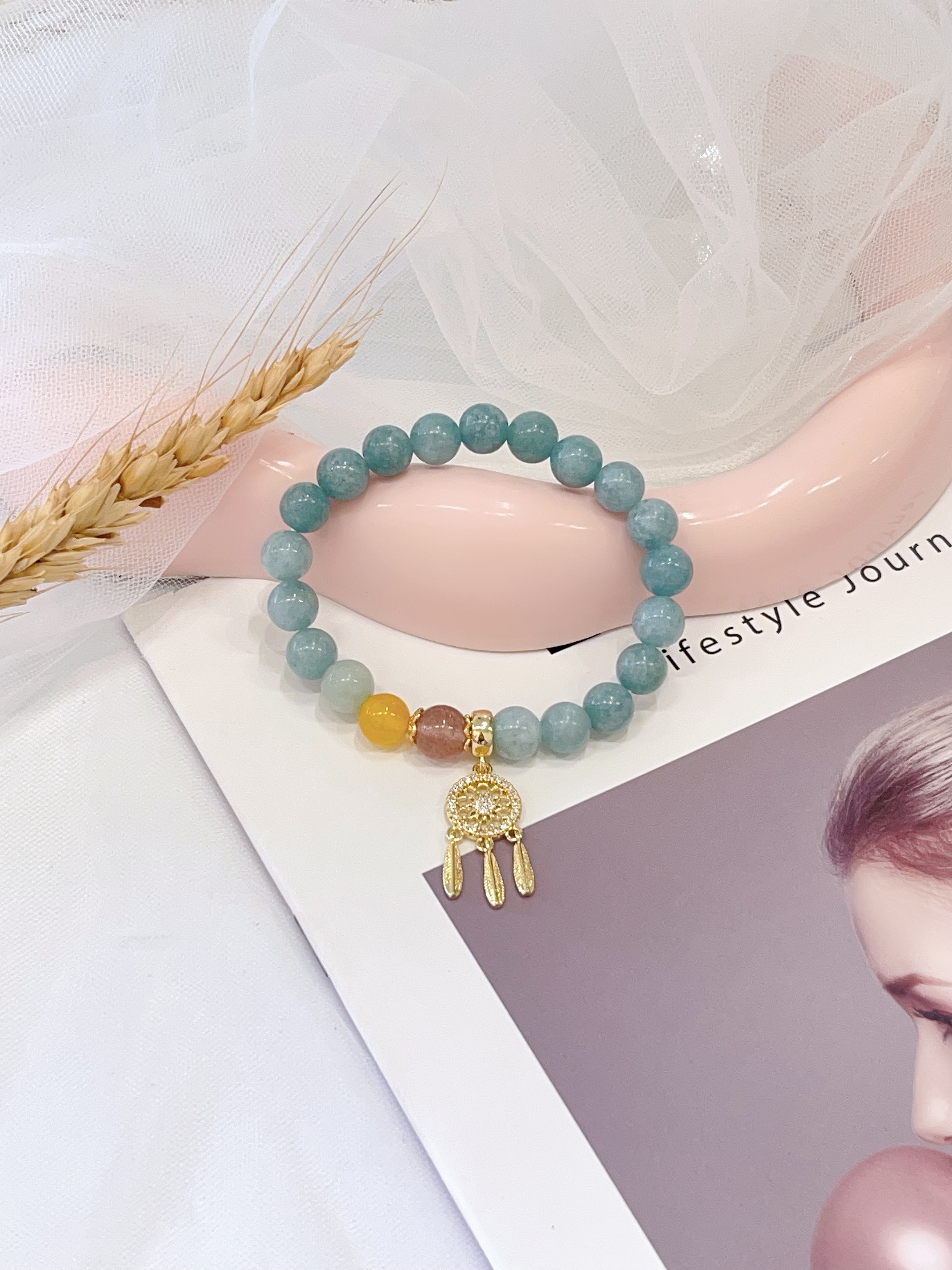 💎 蓝水翡翠 × 草莓晶 × 蜜蜡 × 铺梦网吊饰手串 Blue Jade, Strawberry Quartz, Beeswax & Dreamcatcher Charm | 8mm