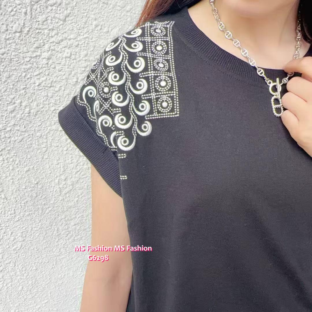 G6298 韓國🇰🇷民族風刺繡top