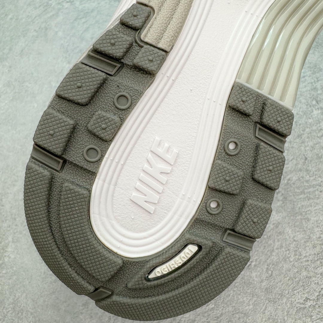 Nike P-6000 FN6837-012 