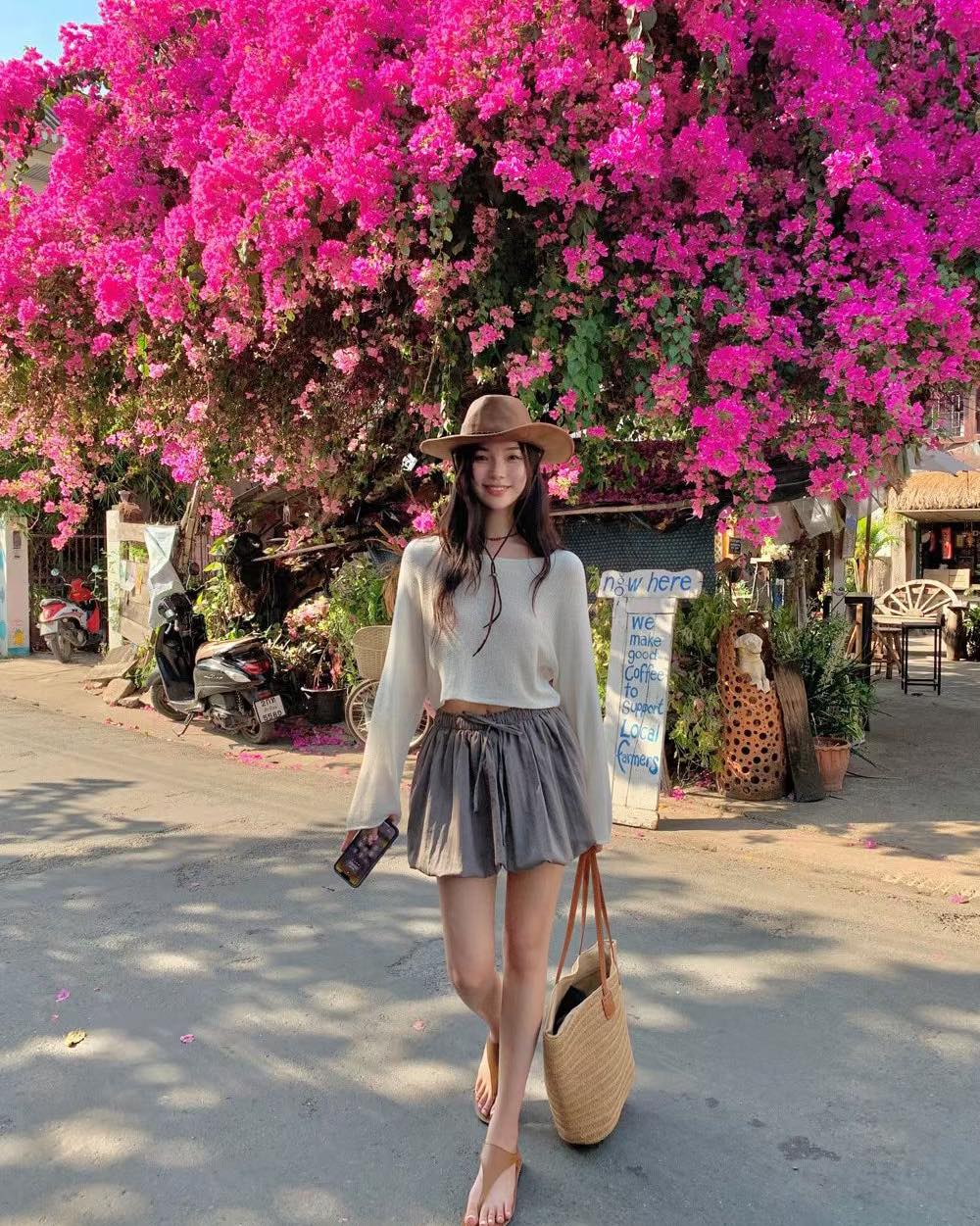 淨色大領針織Top