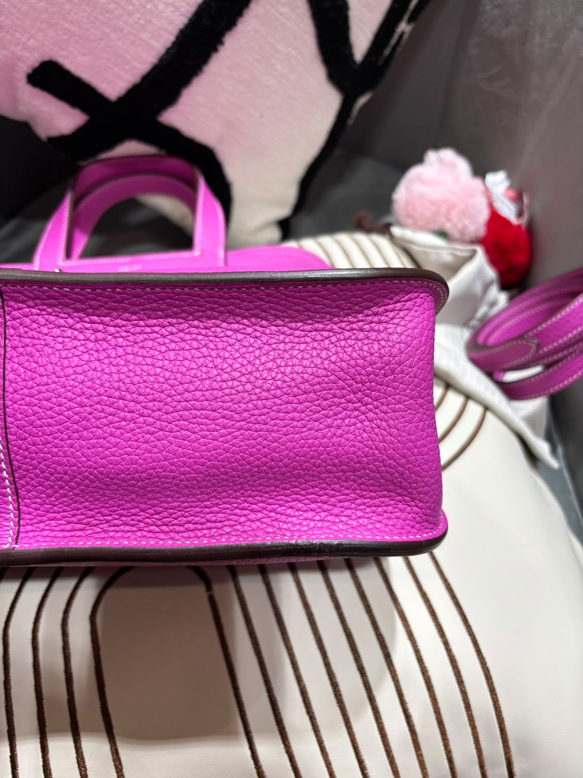 Hermes halzan 31 STAMP C 玉蘭粉銀扣 100%Authentic ,98%new✅dust bag 