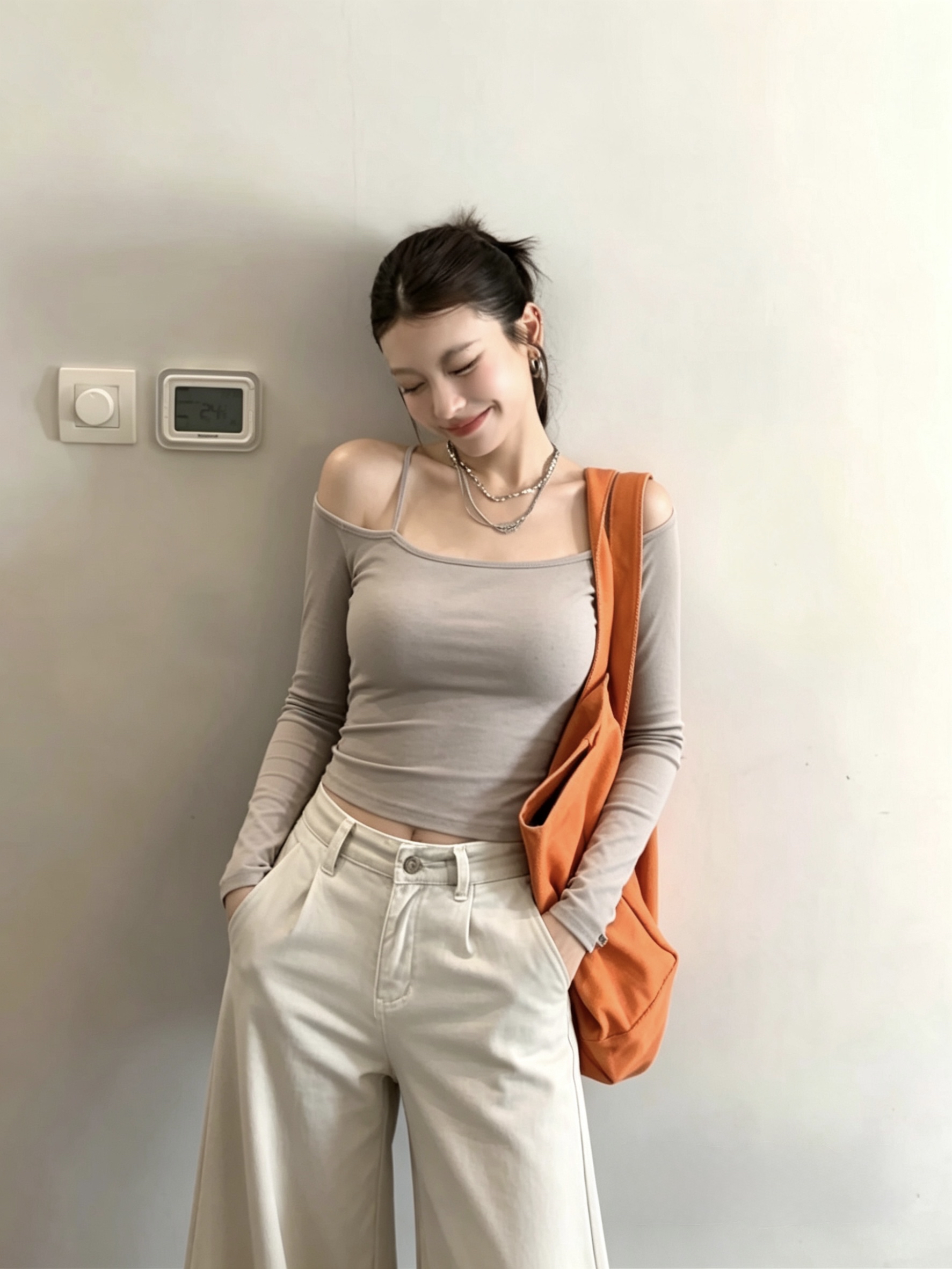 1758 Soft Glow Off-Shoulder Long Sleeve Tee 柔光一字肩长袖T恤 