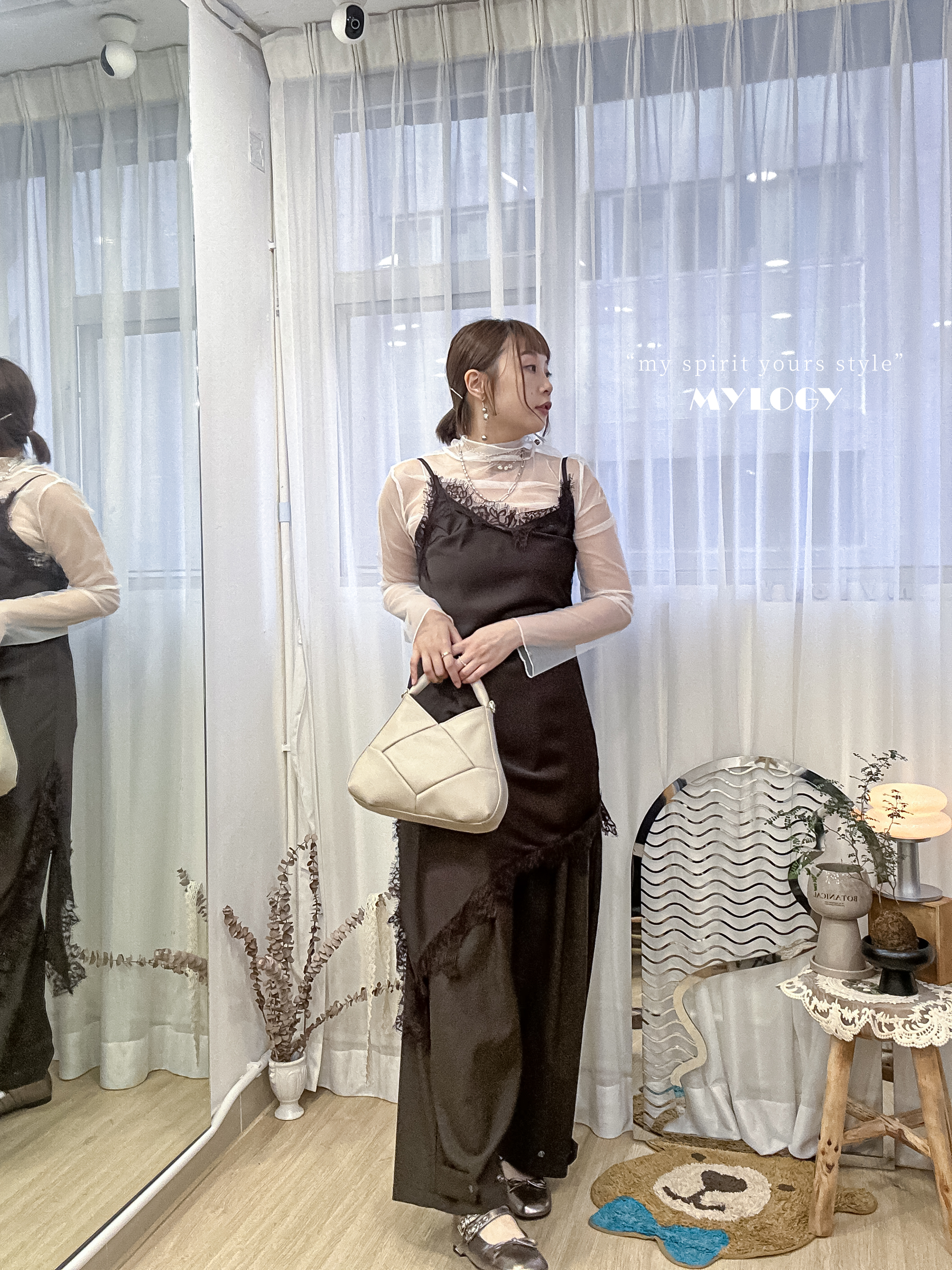 造型輕盈呼吸術～高領薄紗裙擺罩衫 NK0002