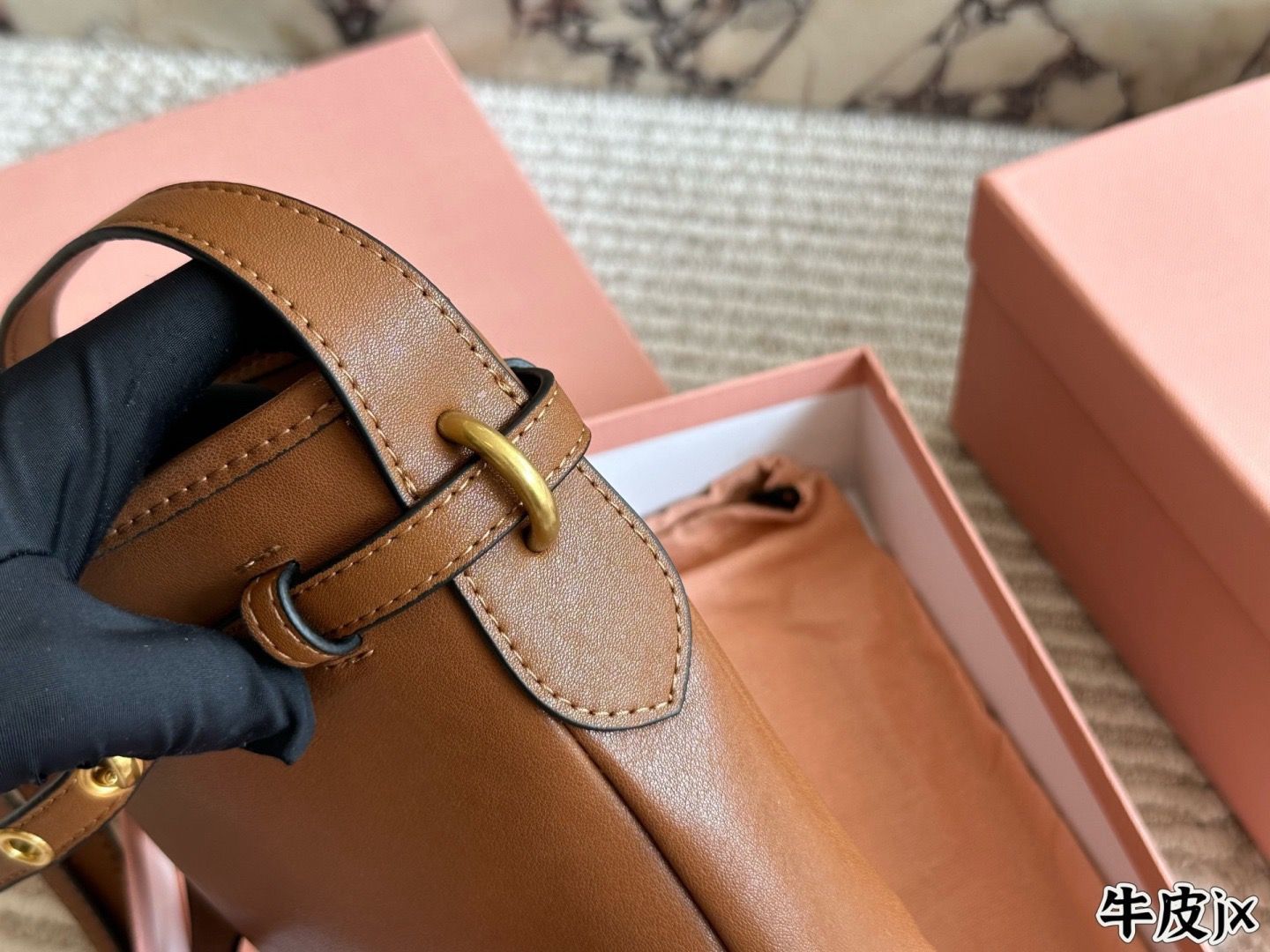 $499件原單*全皮 Miumiu mini水桶
