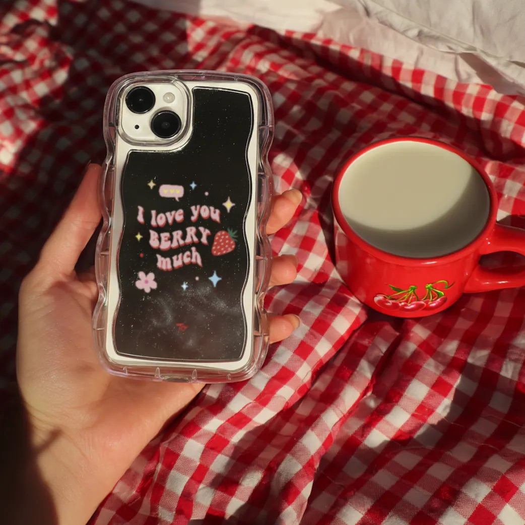 【I love you Berry much! 】波浪邊框鏡面 iPhone Case