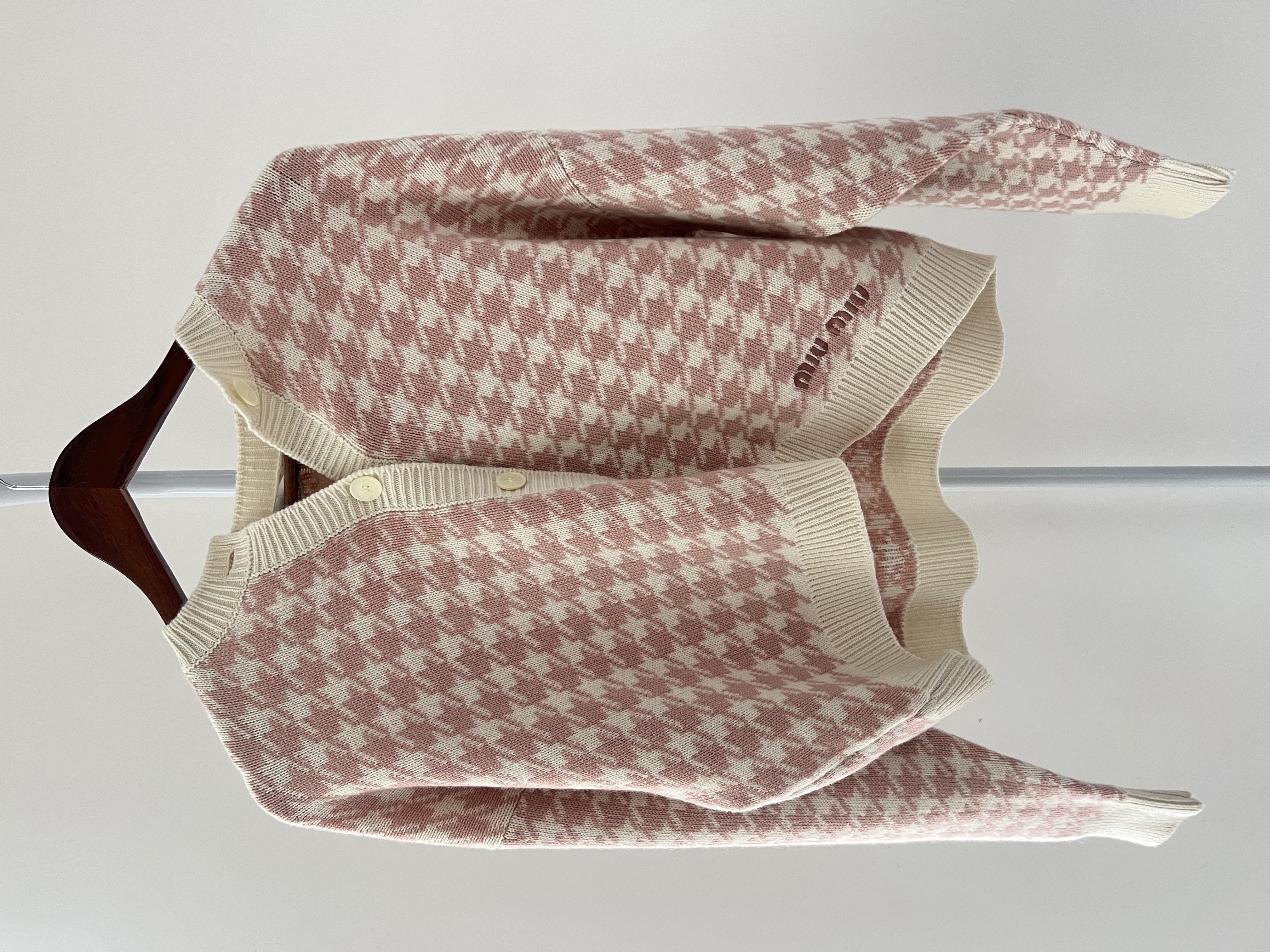 Pre-owned Miu Miu Wool Cardigan / Product Code: 26052106