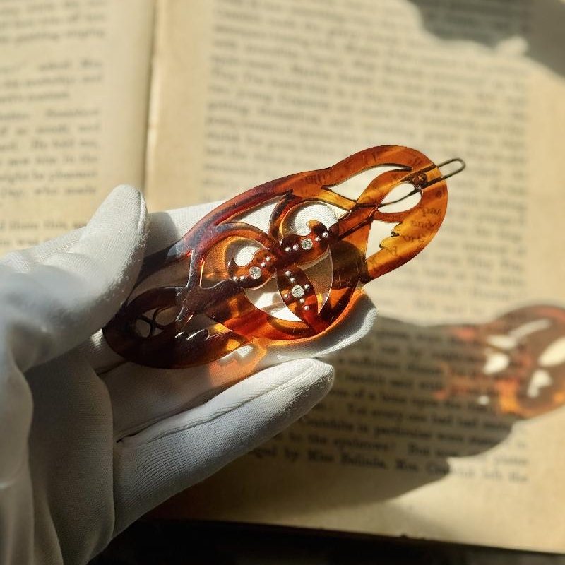 C.a.1950s–1960s Tortoiseshell-Style Celluloid Hair Barrette with Rhinestone Accents(NZ079)