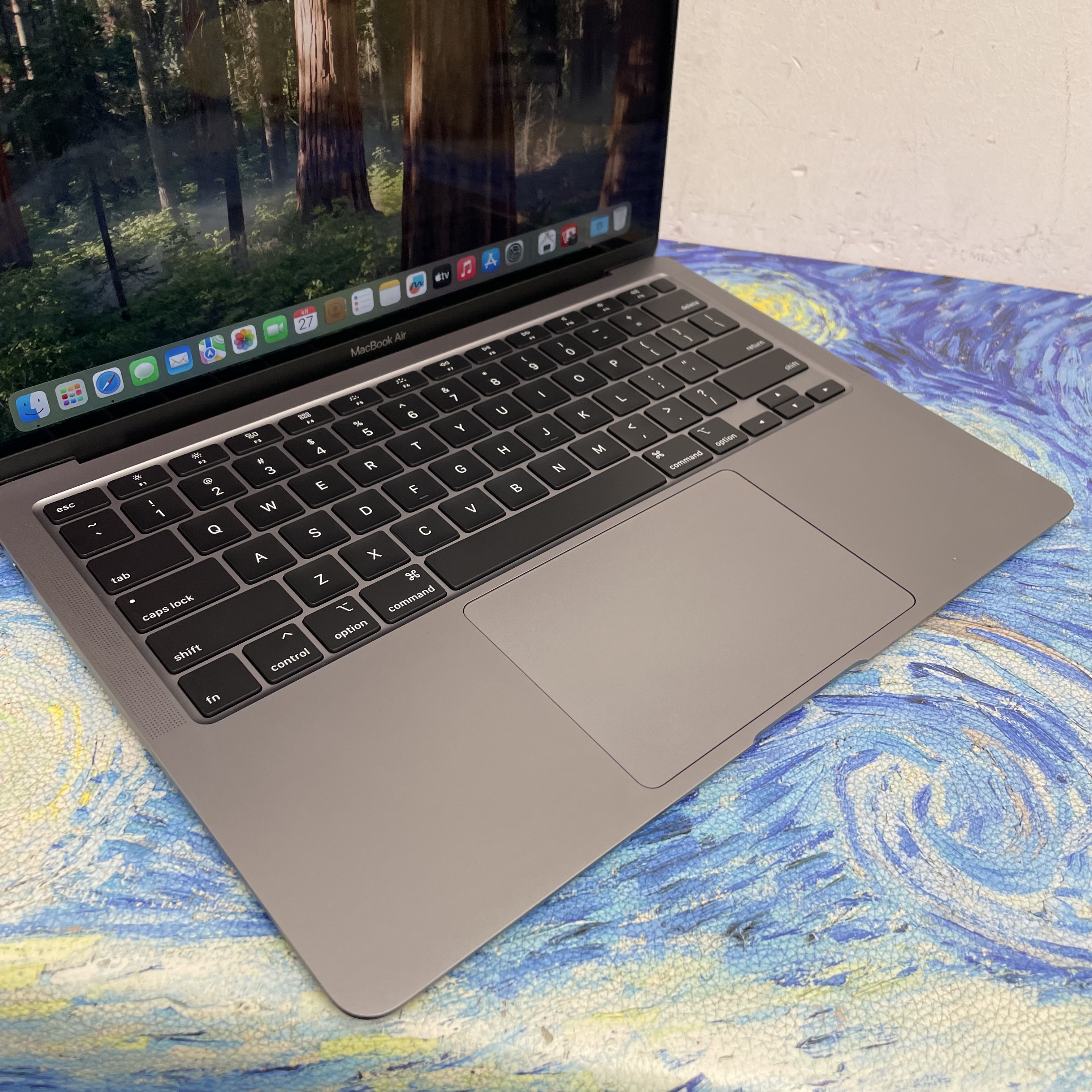 (最後一代🔥Windows / IOS 兩邊走Macbook❤️‍🔥）Apple Macbook air/13寸Retina i5 CPU /16GB Ram/512GB SSD/輕薄文書機/ Gaming Laptop / Notebook