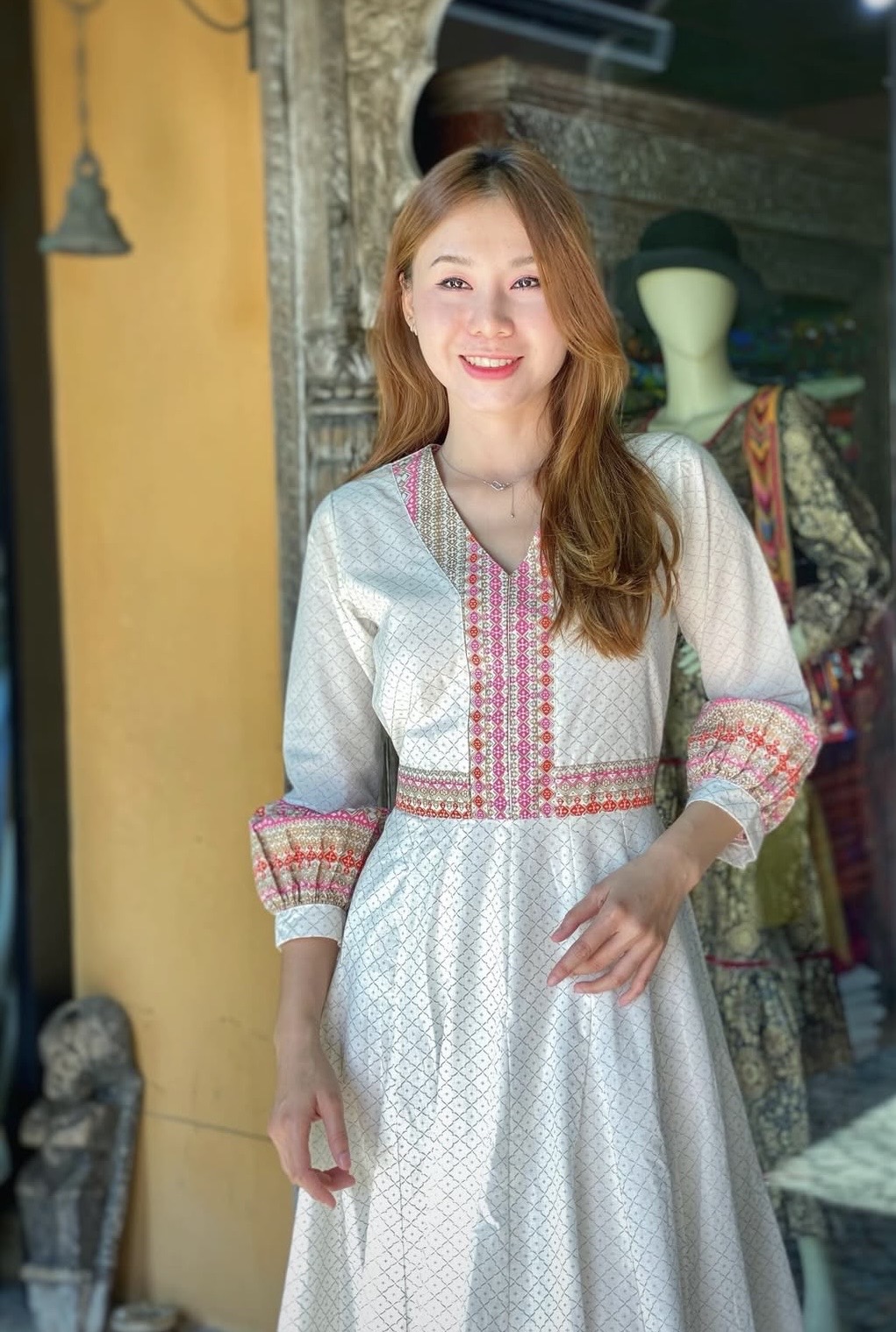 泰國名牌CHEVA - 白色Block Print印花經典款長版連身裙