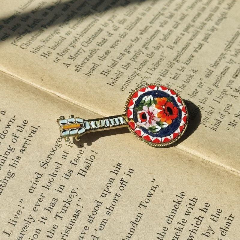 C.a. 1960s Italian Mosaic Mandolin/ Round Guitar Brooch (MT2389)