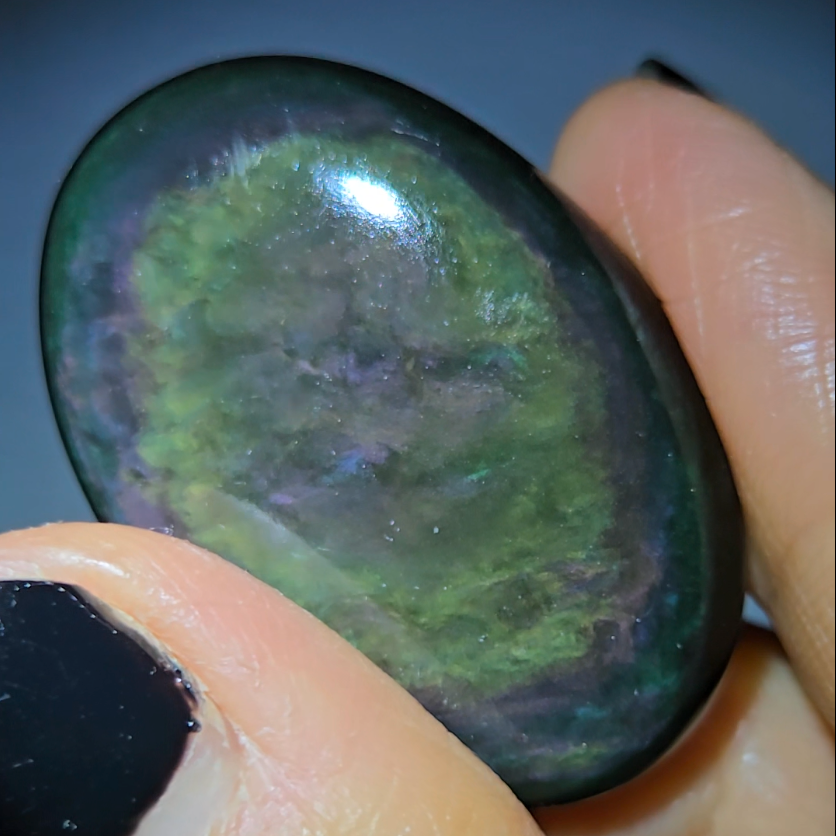 Velvet obsidian cabochon from Mexico - OB13
