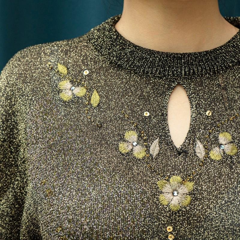 C.a. 1990s Stretchy Metallic Top with Machine Embroidery - Free Size (MT1515)