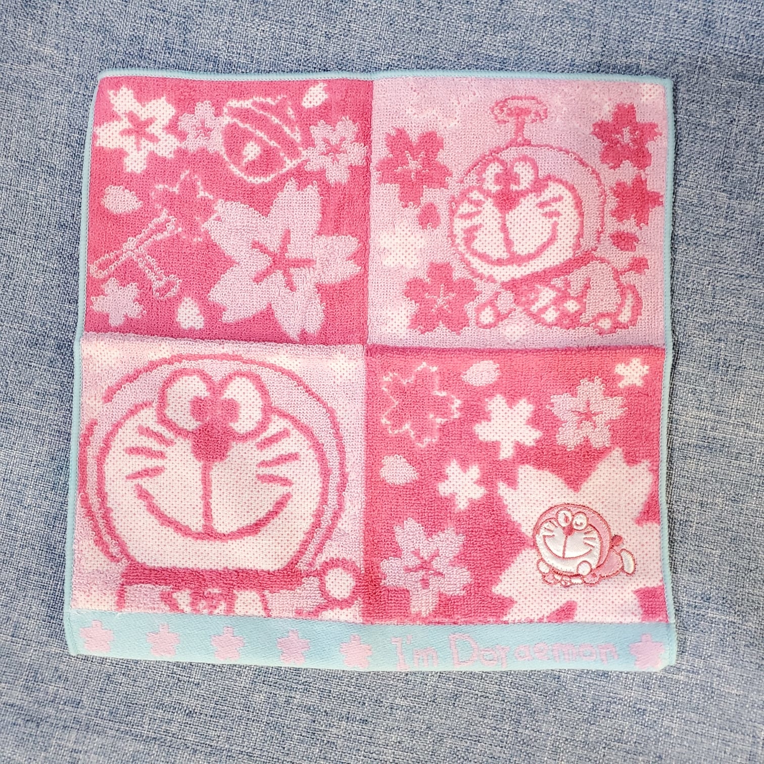 [現貨] [日本直送] 多啦A夢 {櫻花款方毛巾 TF264775}