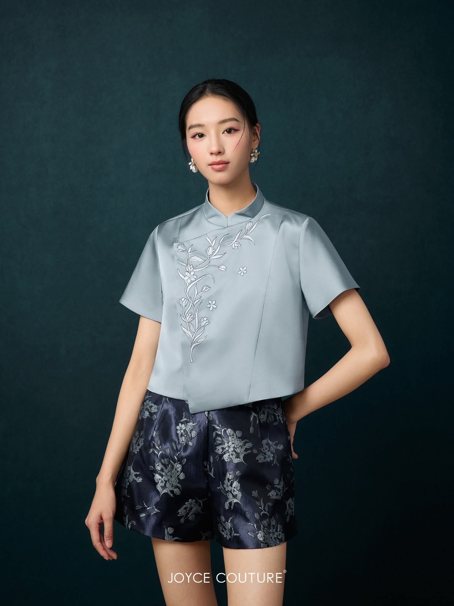 花卉刺绣上衣 T0761