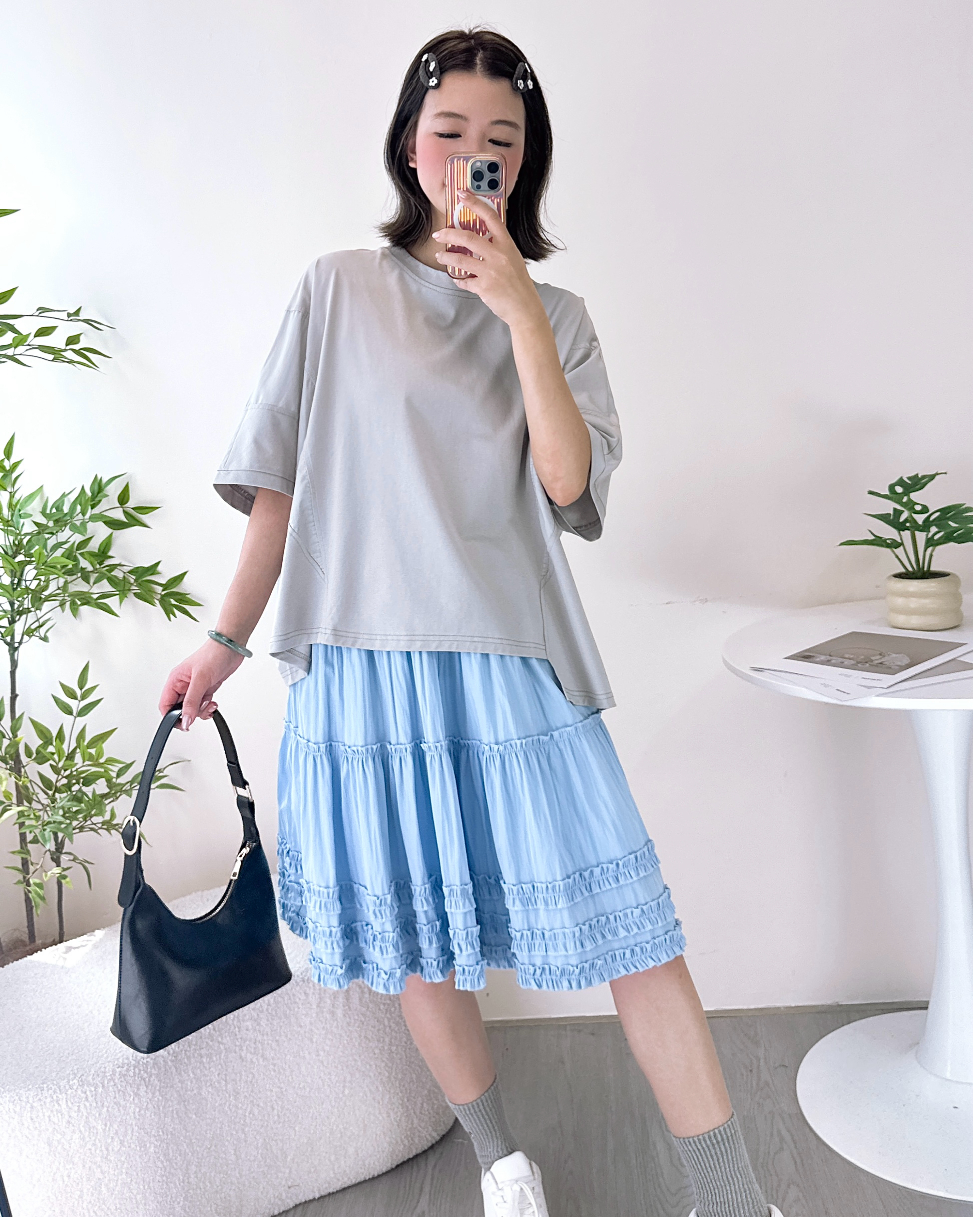 寬鬆不規則淨色上衣 3色