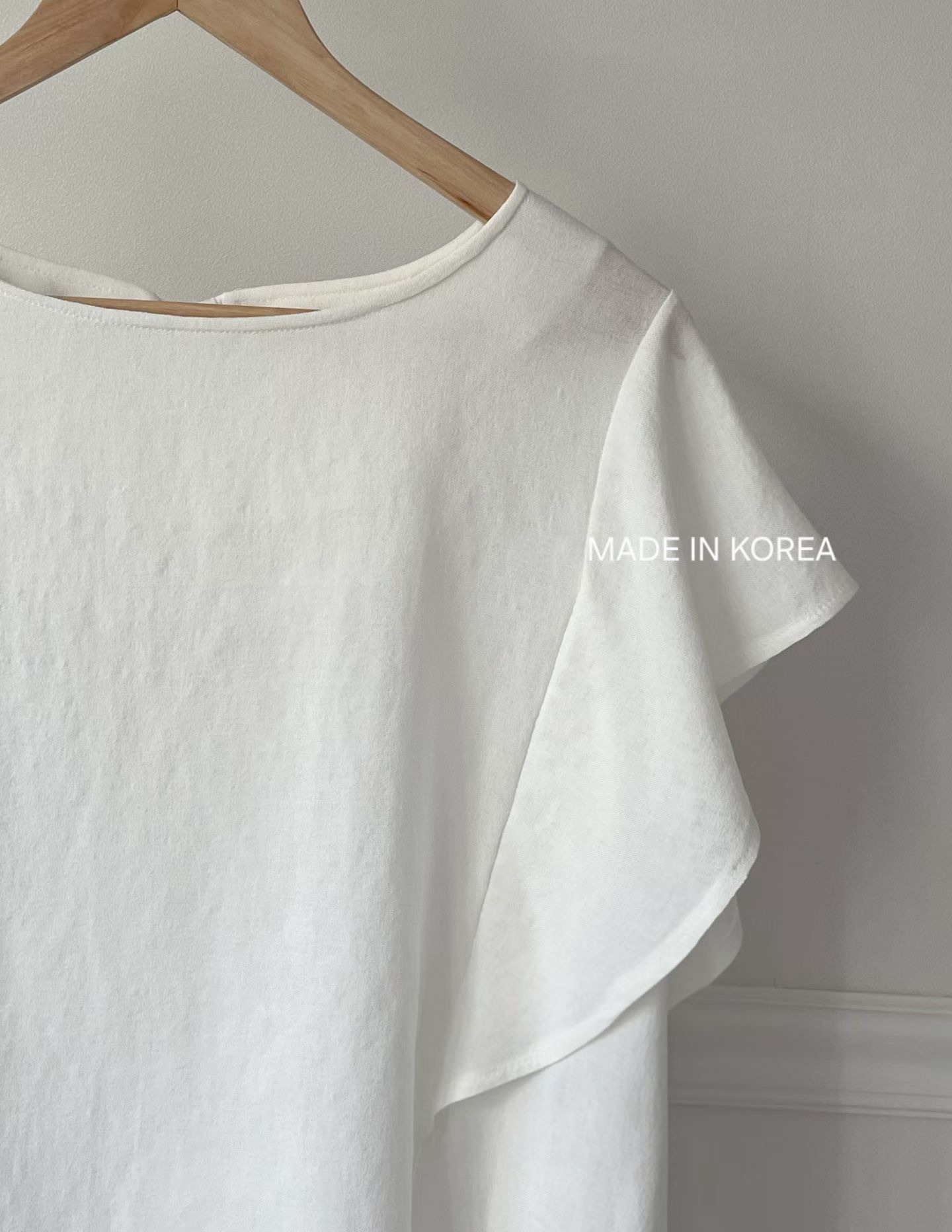 G6277 韓國🇰🇷ruffle後蝴蝶top