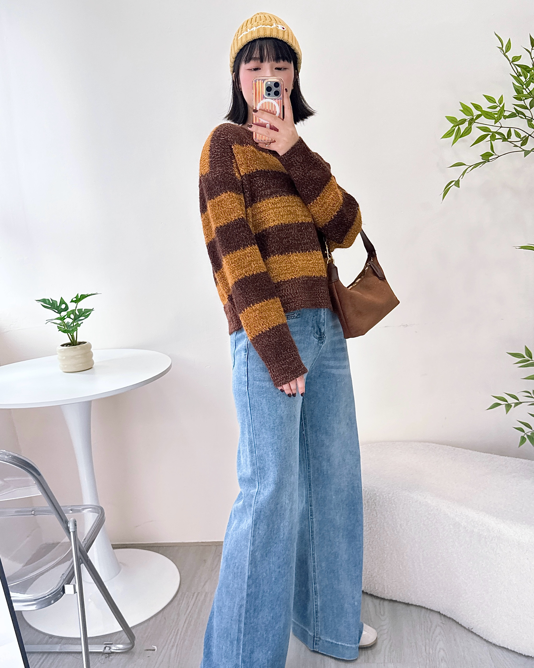 爆舒服柔軟闊鬆牛仔褲 