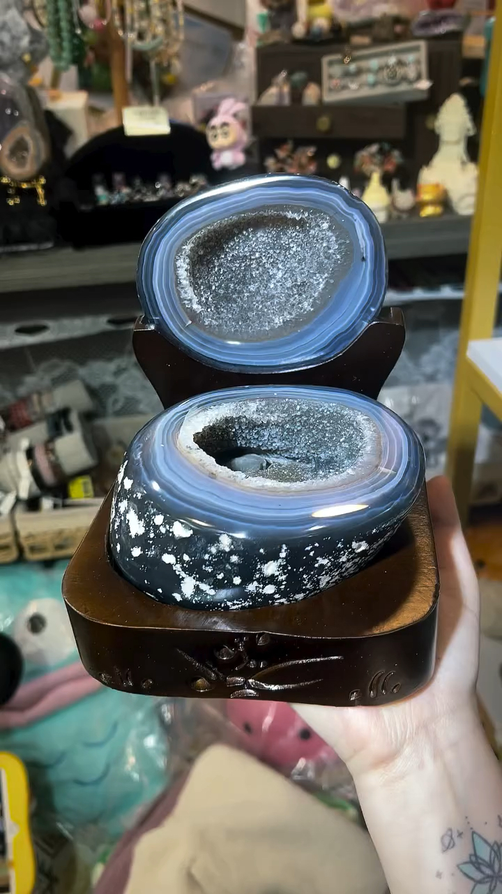 藍色千層瑪瑙聚寶盆