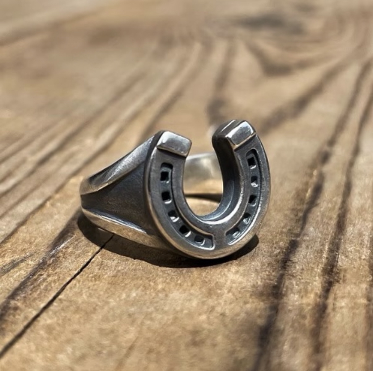  Vantique HORSE RING VINTAGE STYLE