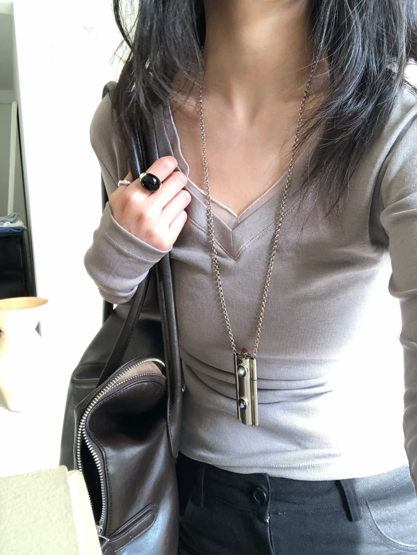 V neck inner