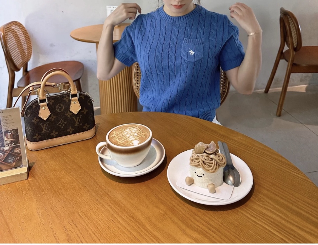 Louis Vuitton 路易威登 Alma BB 手袋
