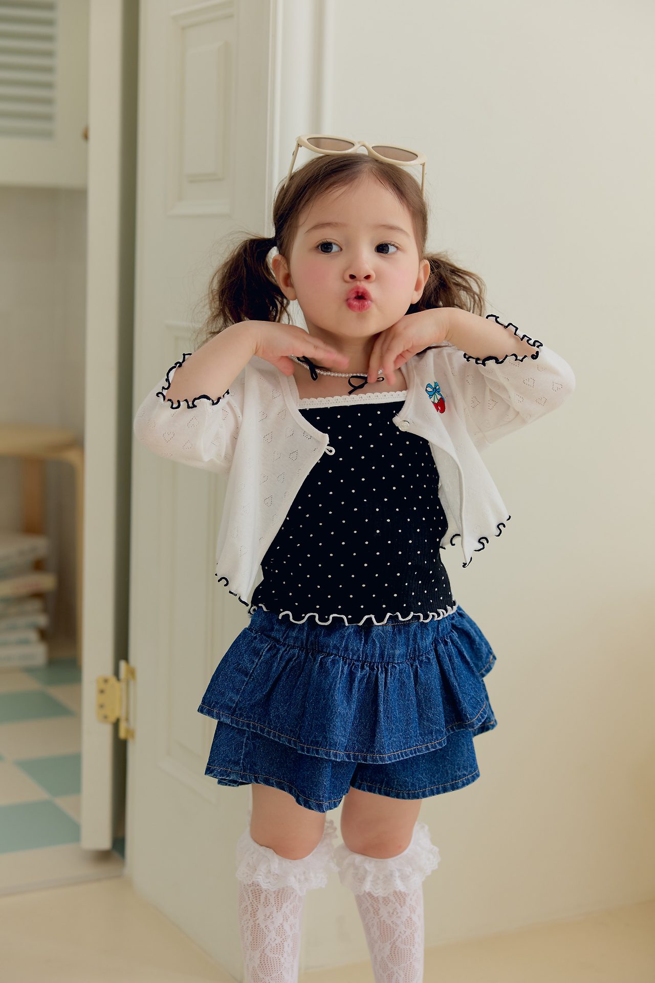 車厘子🍒 Cardigan + Ruffle Vest