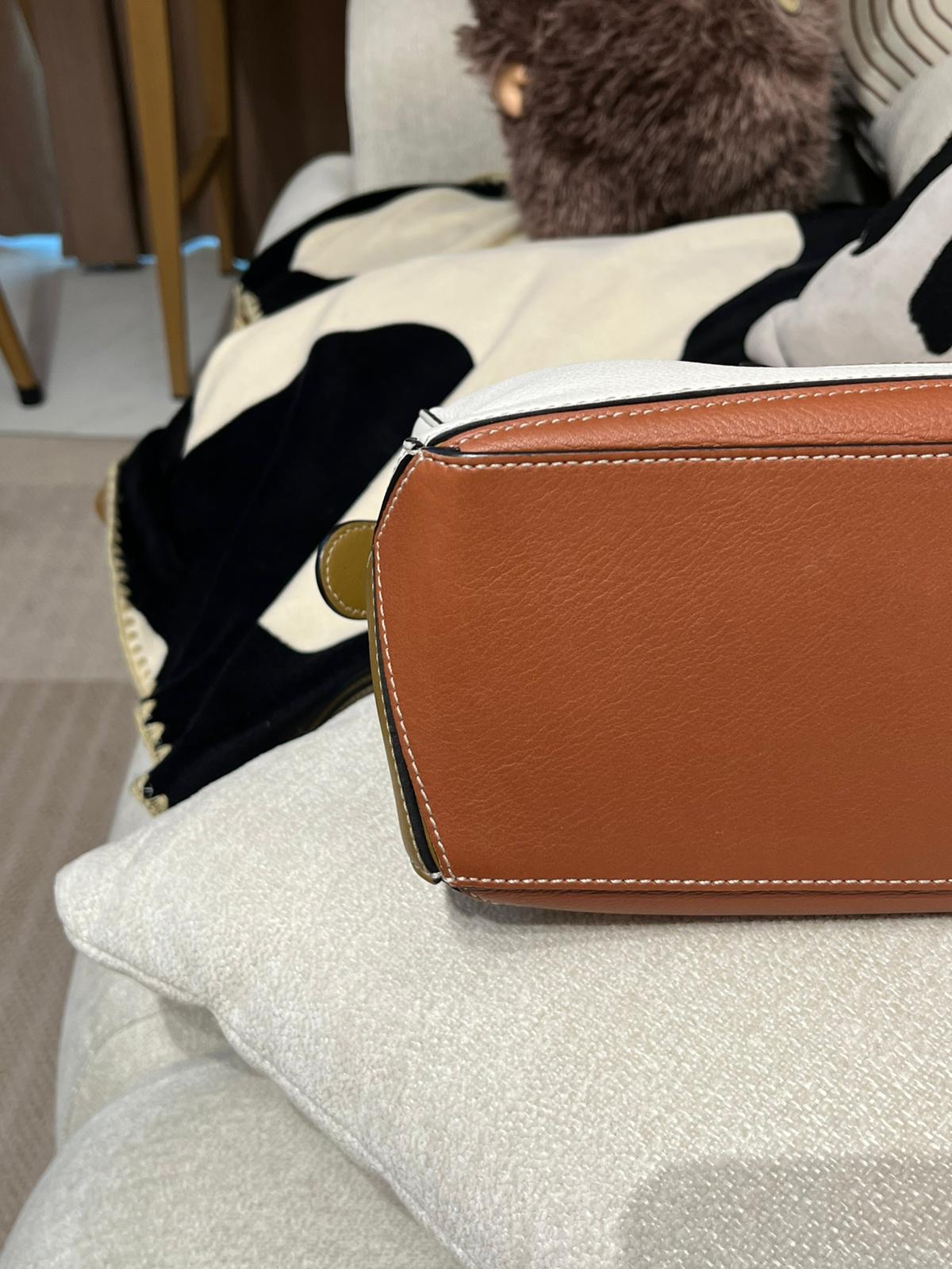 Loewe Puzzle Small 三拼色 Calfskin 100%Authentic, 98%New ✅Dust bag