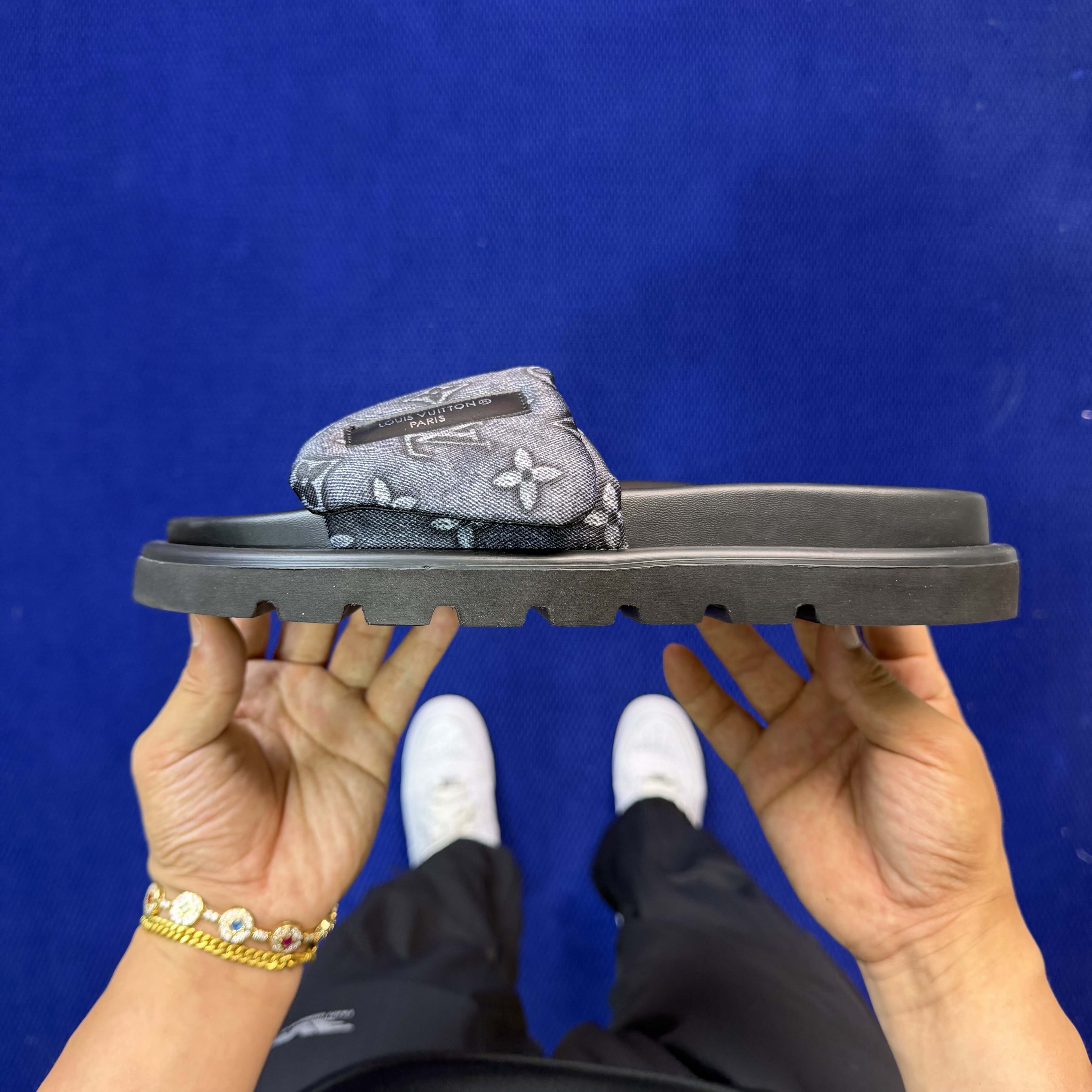 Louis Vuitton LV Pool Pillow Comfort Mule