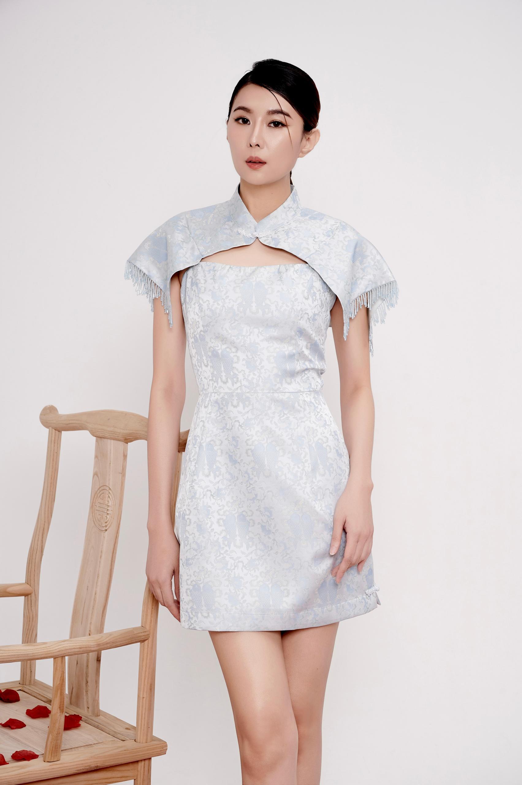 独家精致串珠披肩式旗袍 2132