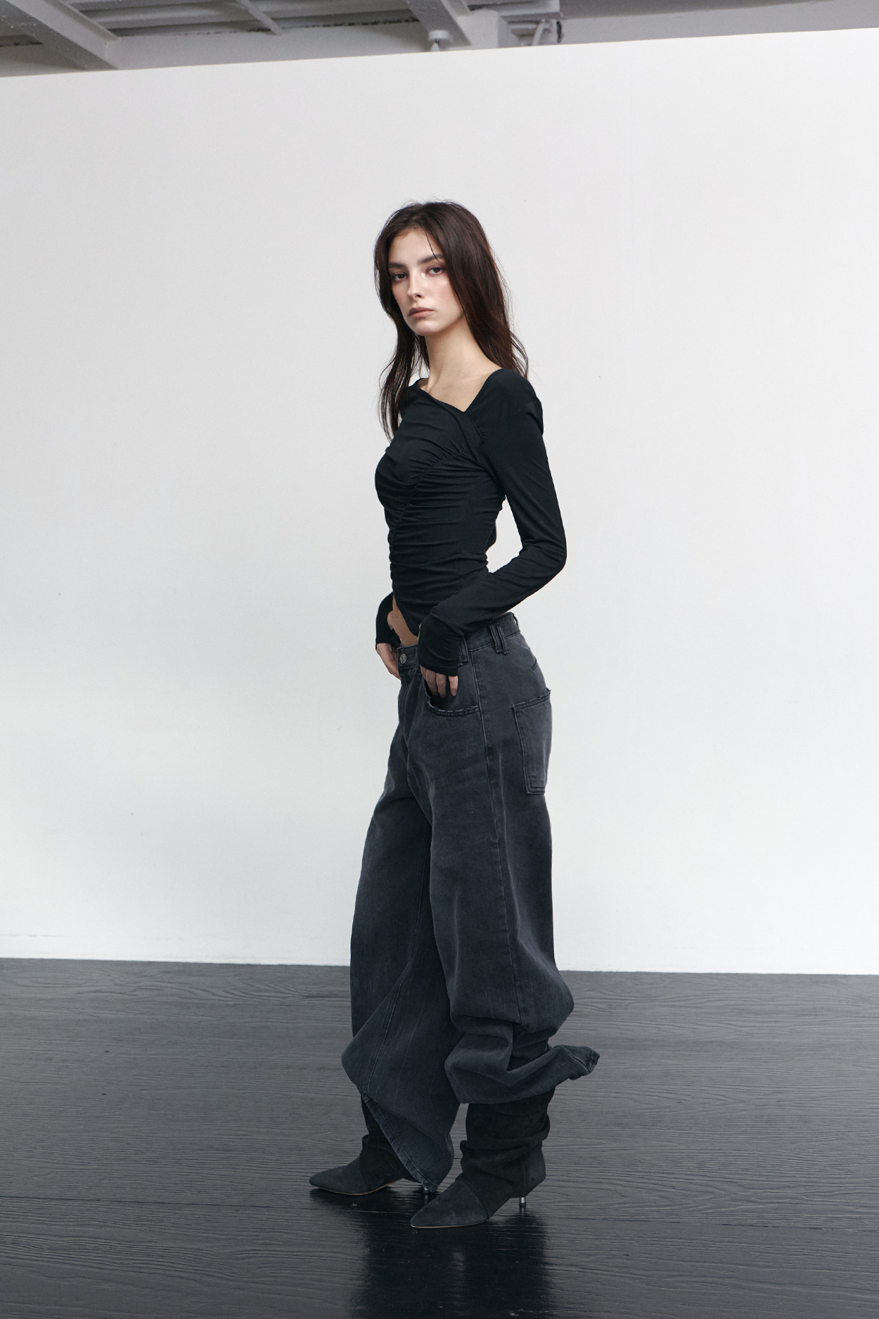 pleaseNOFOLLOW - Sadie Unbal Shirring Long Sleeve Top (Black)