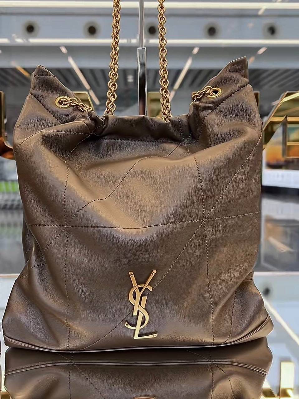 圣罗兰 Icare Maxi 绗缝羊皮购物袋