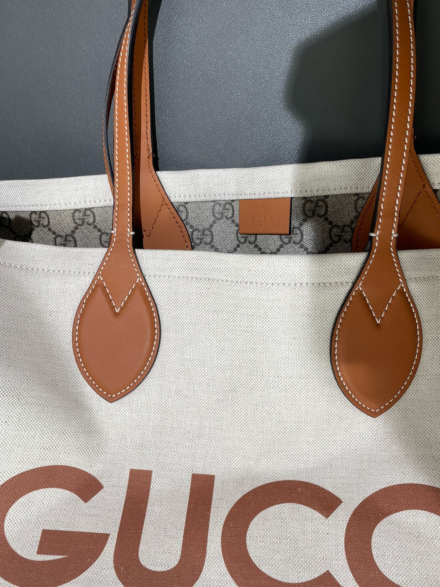 ［預訂貨品］GUCCI米白色帆布雙面tote bag
