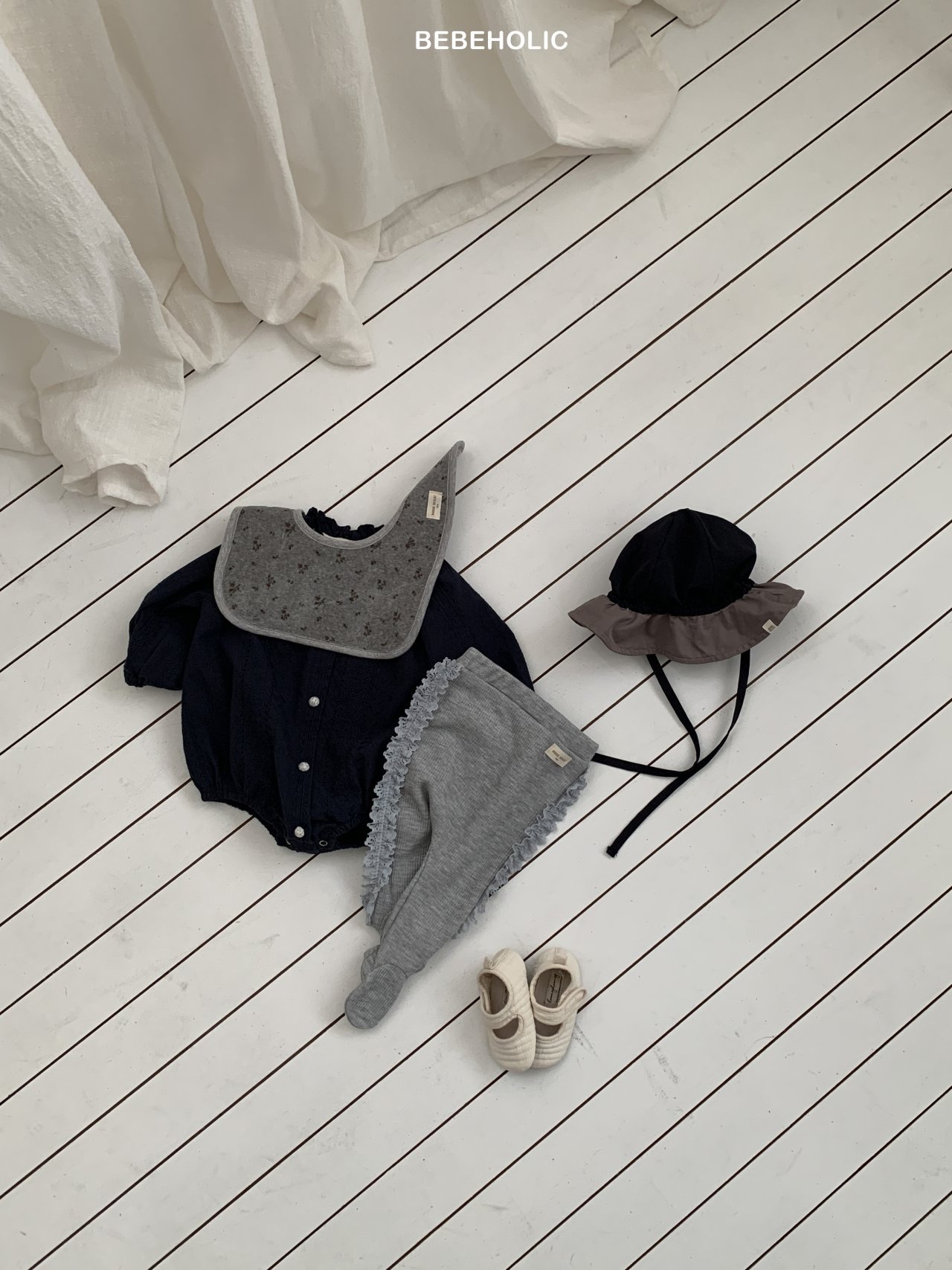 🌸預訂 韓國直送🌸🇰🇷BEBEHOLIC三色蕾絲花邊包腳褲