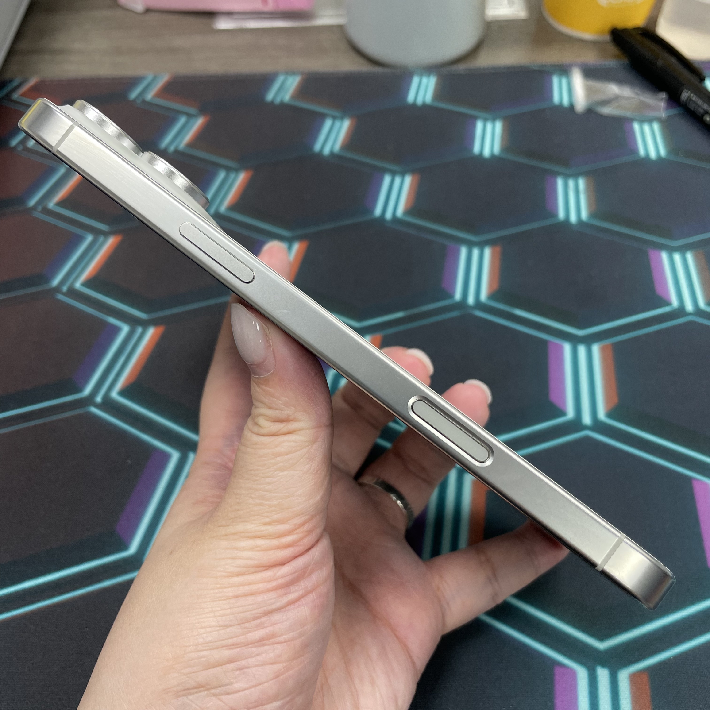 *6665 16 Pro max 完美機 512GB 電91 白色 white