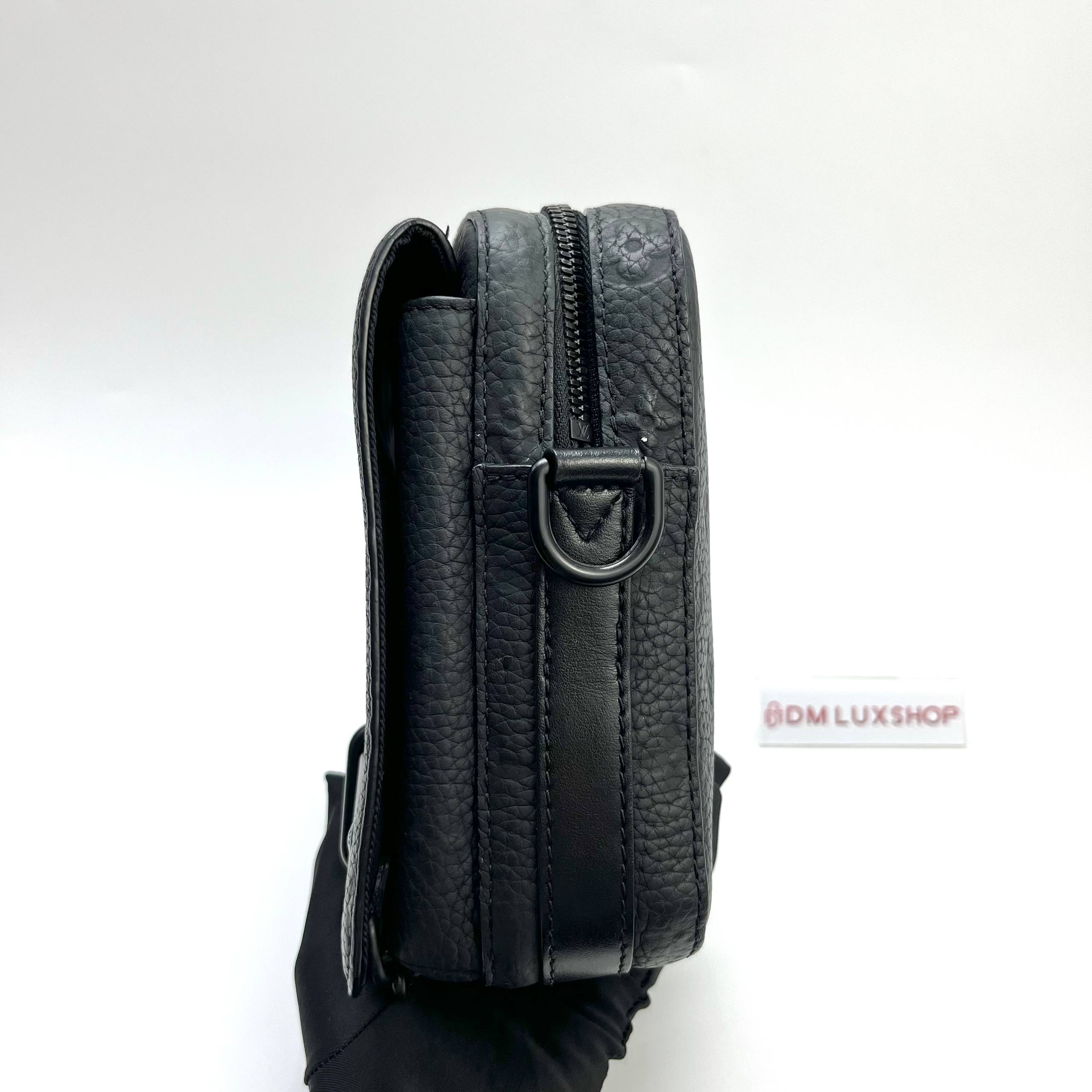 LV Taurillon Steamer Messenger Bag 